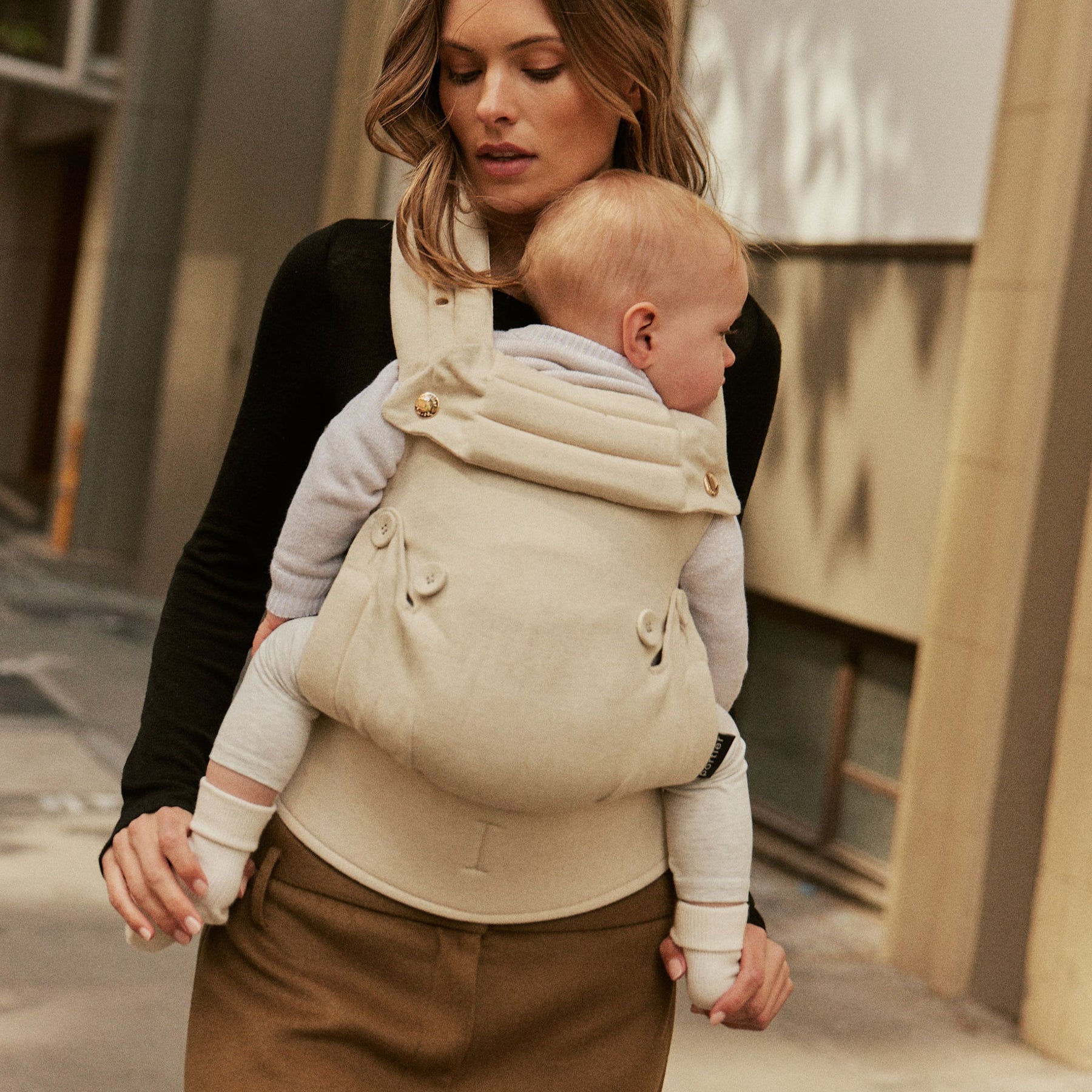Portier | Limitless Baby Carrier - Ecru | The UNDONE