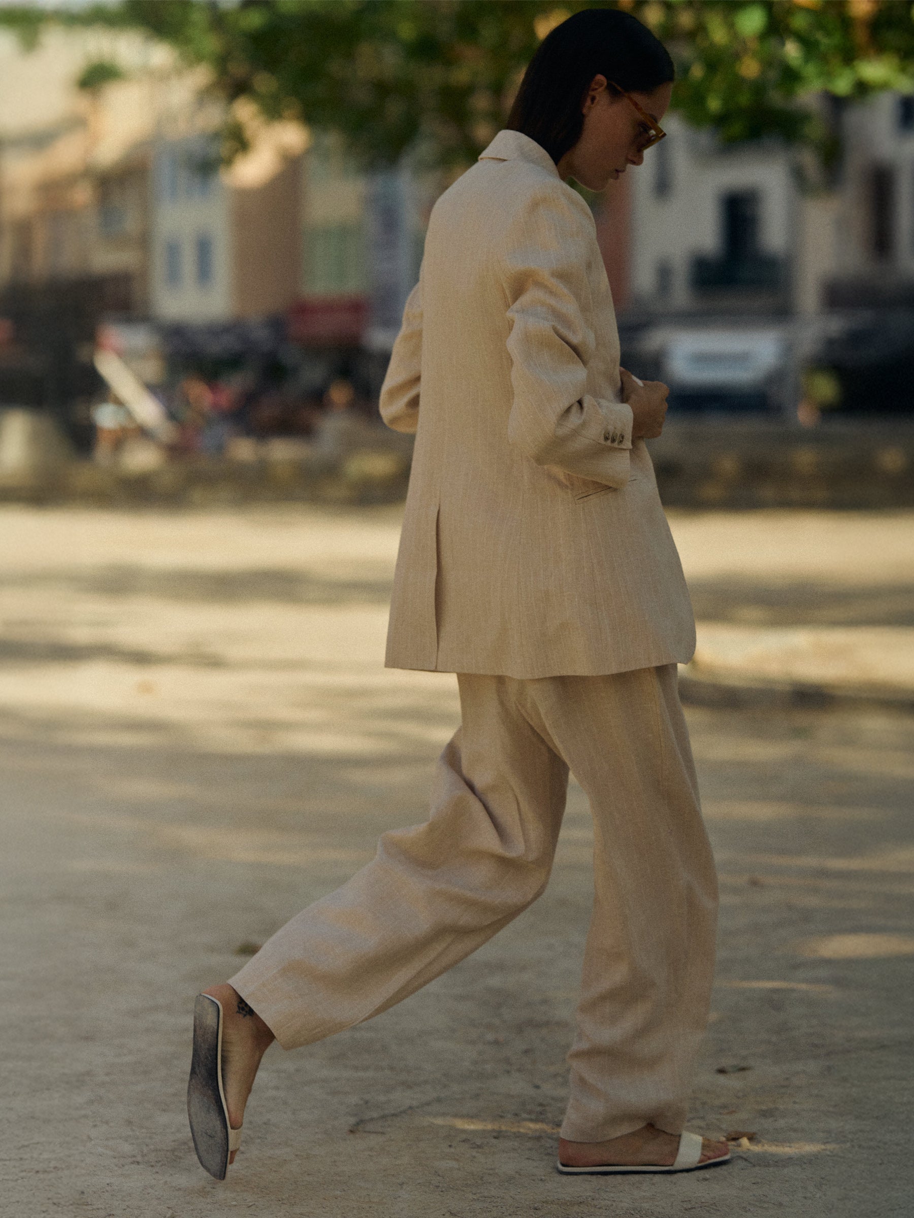 The-UNDONE_Posse_Leon-Blazer_Beige-Pinstripe_Lucille-Trouser_Beige-Pinstripe_d11309c0-9c5f-4569-9c57-0a406ef6310c.jpg
