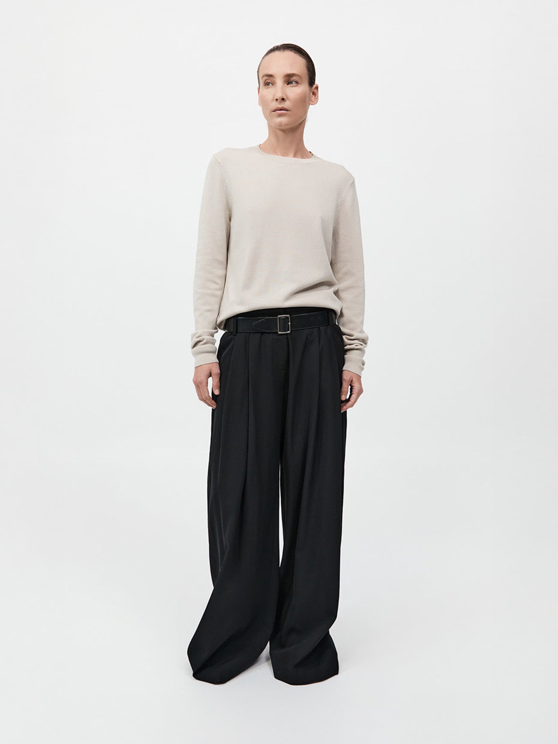 St. Agni | Classic Crew Neck Sweater in Cream Creme | The UNDONE