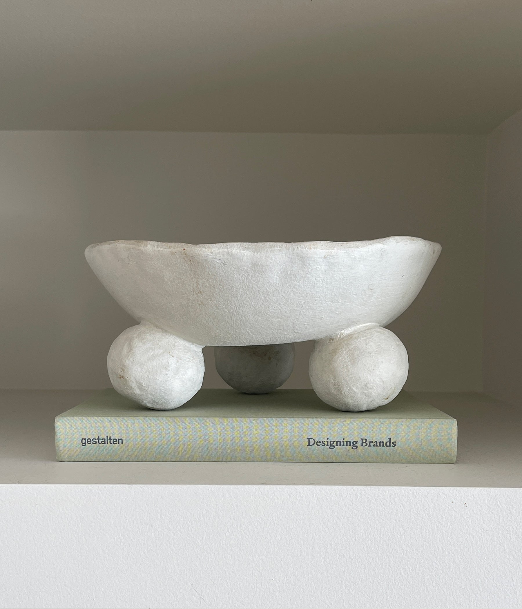 The-UNDONE_books-on-shelf_2.jpg