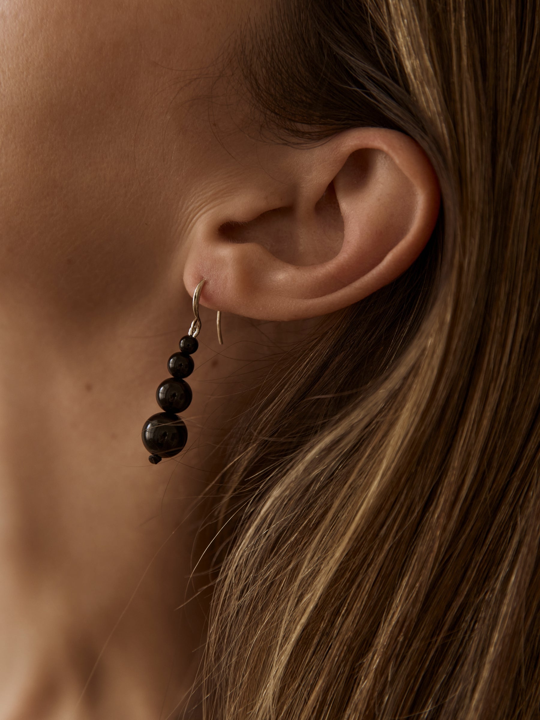 Remi Petite Beaded Earrings - Black Onyx | The UNDONE