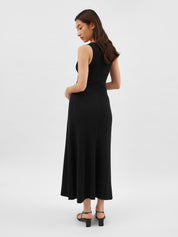 Anna Quan | Amelie Dress in Black Raven | The UNDONE