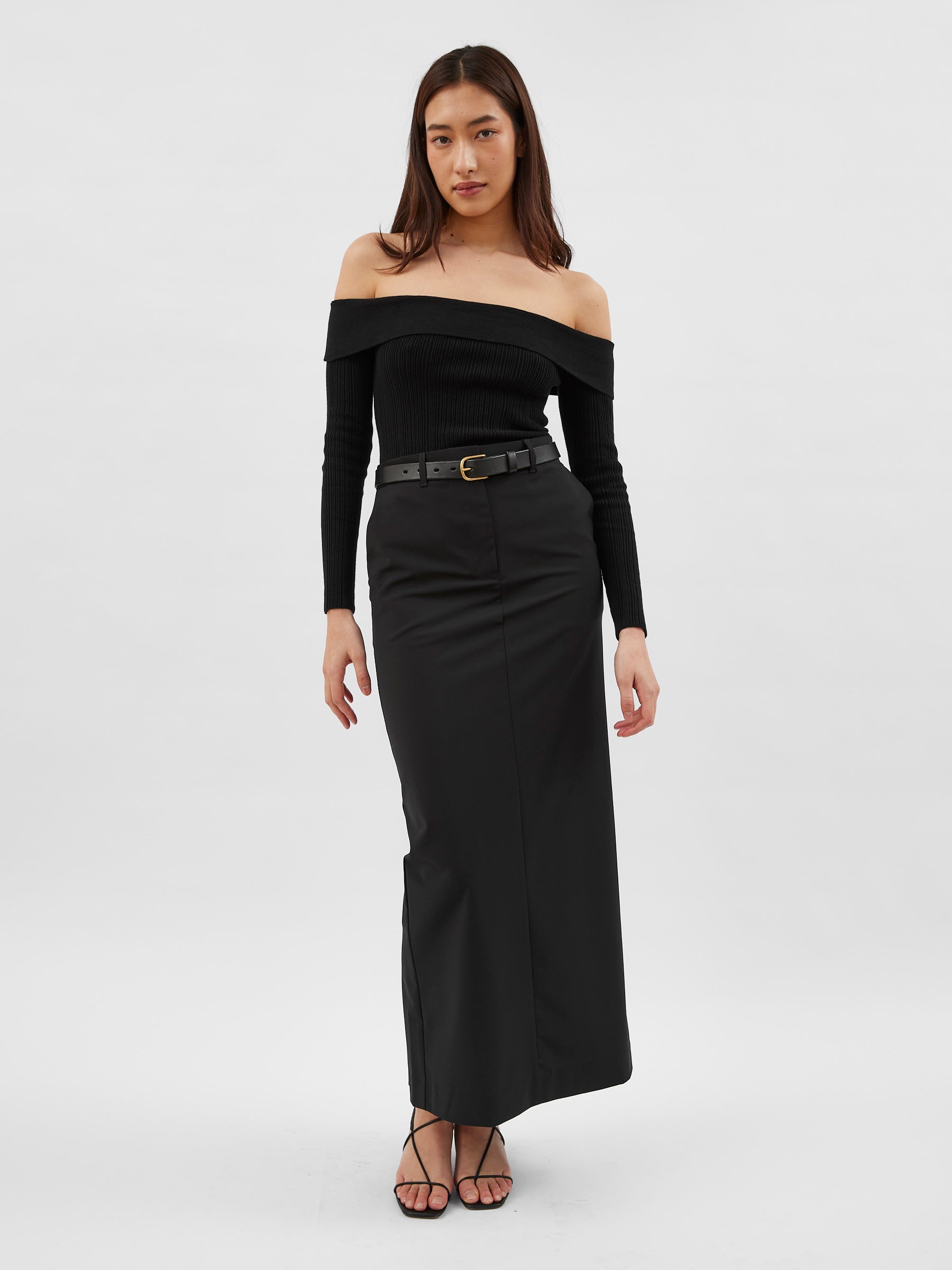 Matteau | Relaxed Tailored Skirt in Black | The UNDONE