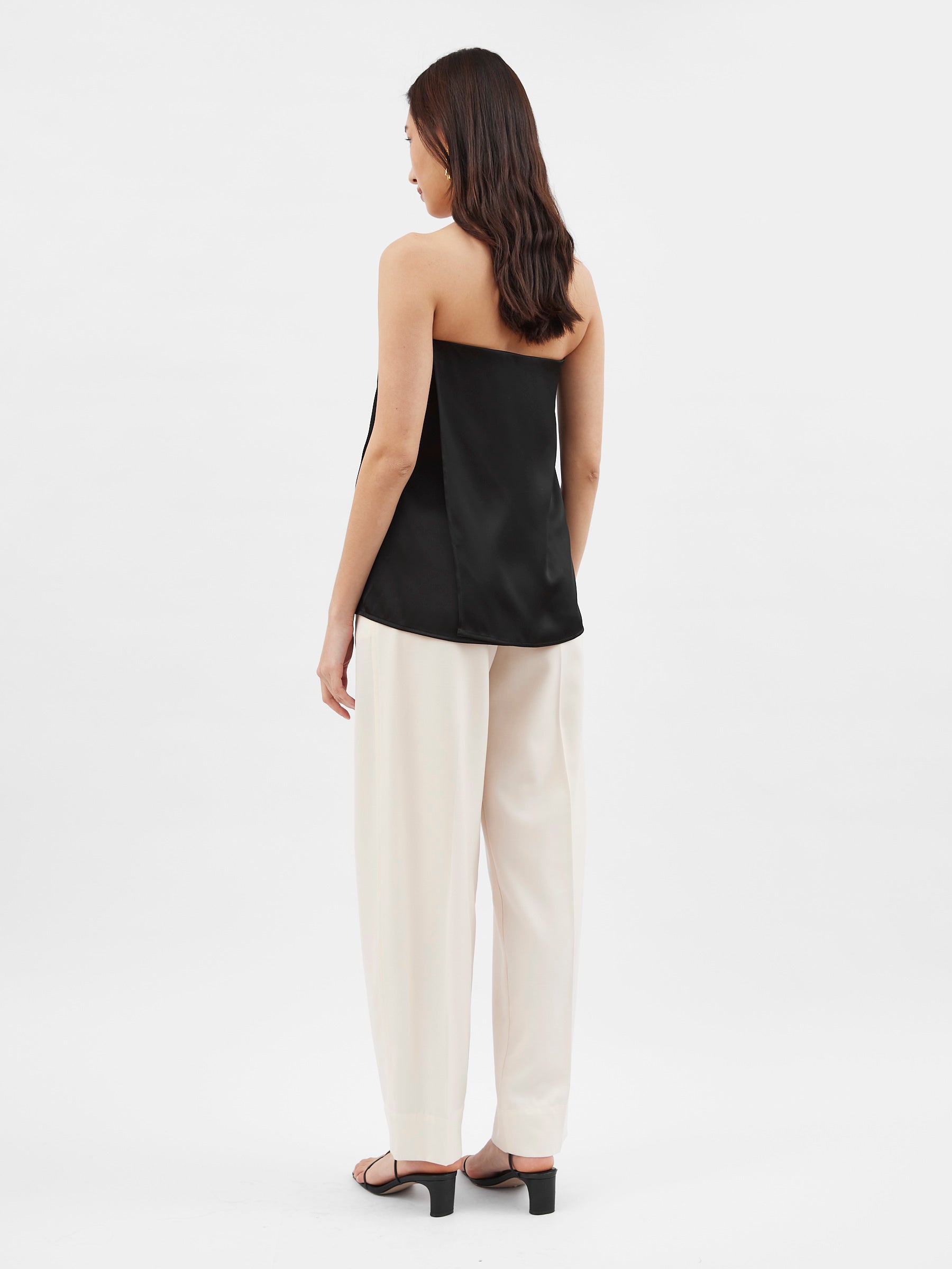 Esse Studios | Mono Column Top in Black | The UNDONE