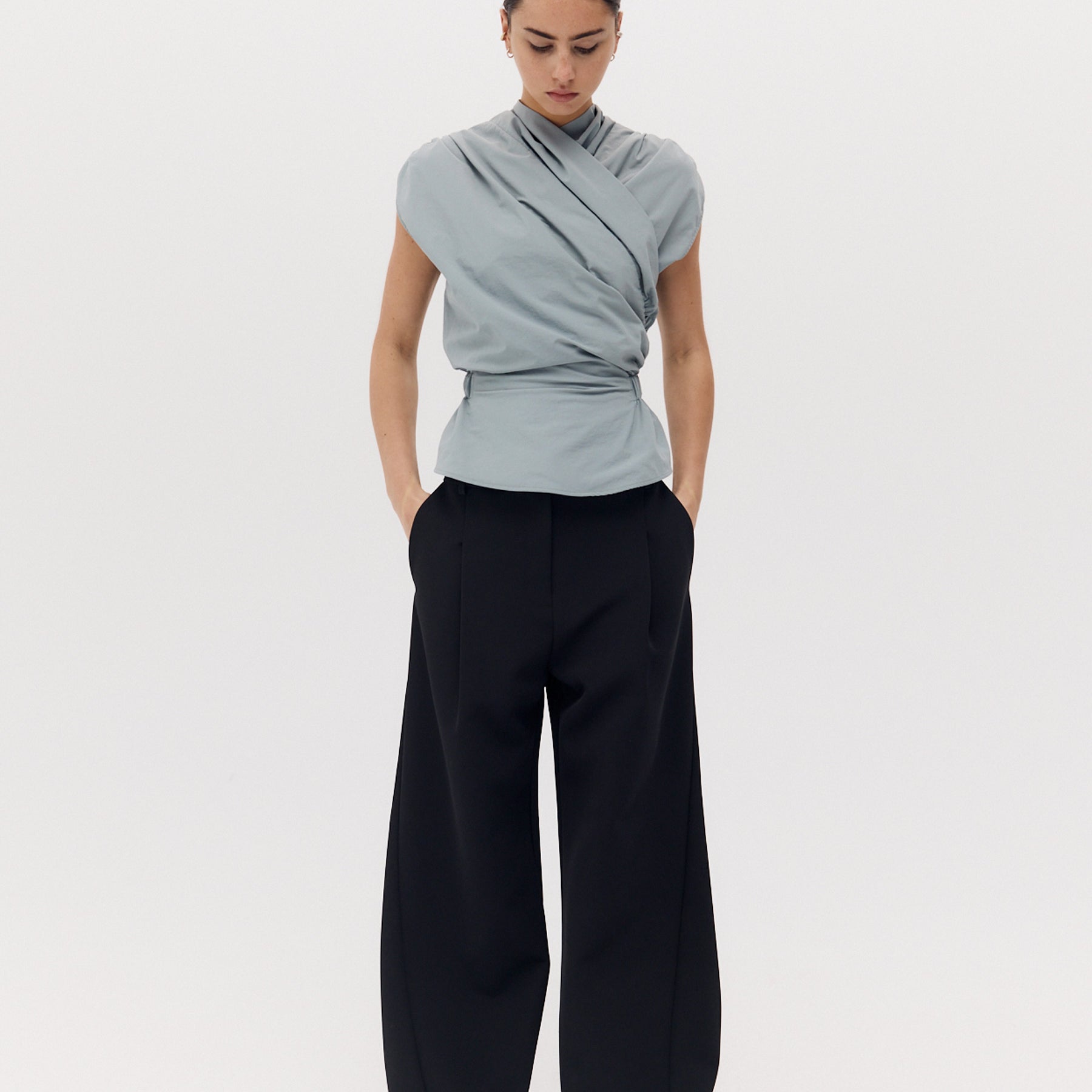 Harris Tapper | Chamberlain Top in Blue Dove | The UNDONE