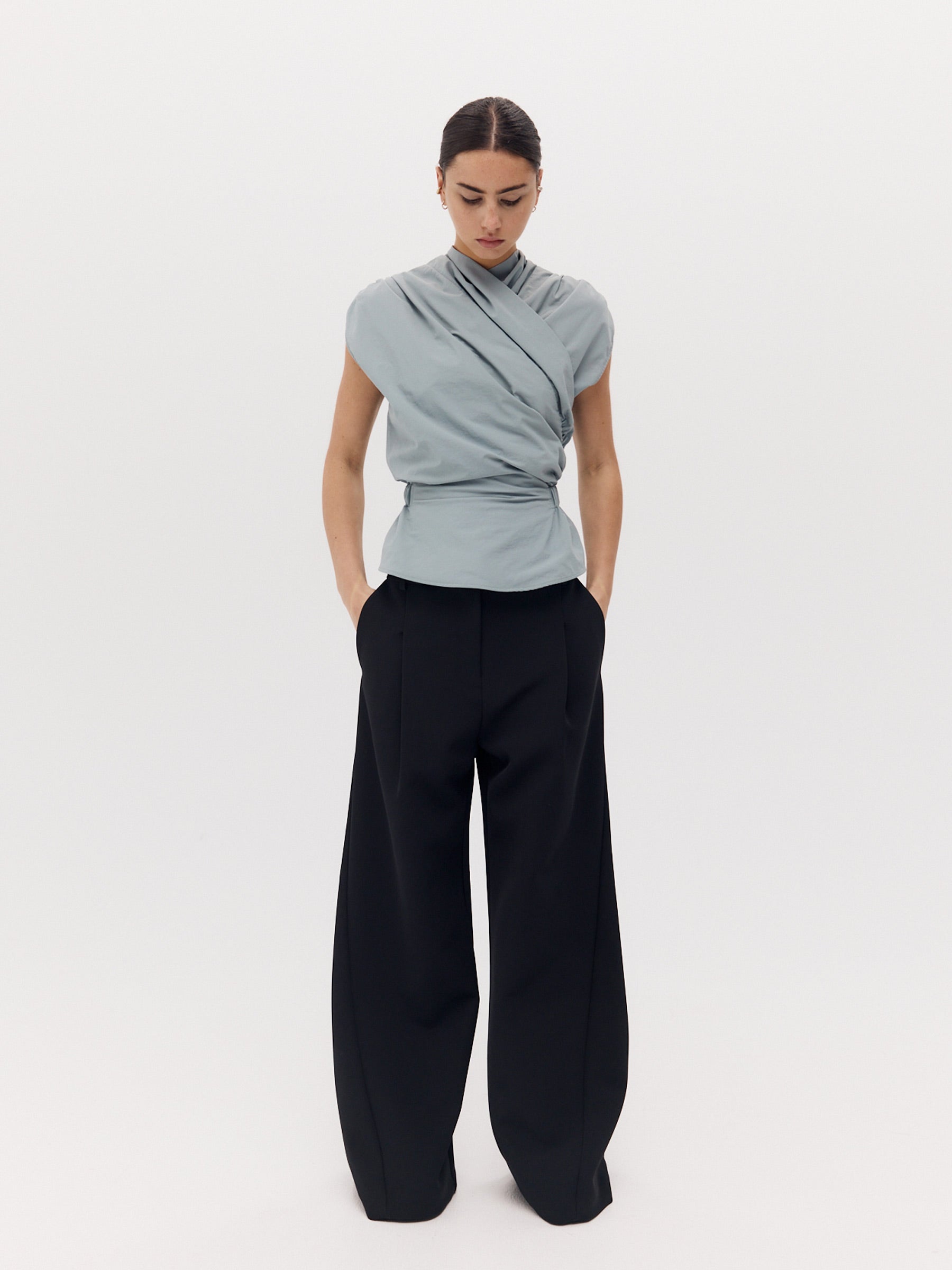 Harris Tapper | Chamberlain Top in Blue Dove | The UNDONE