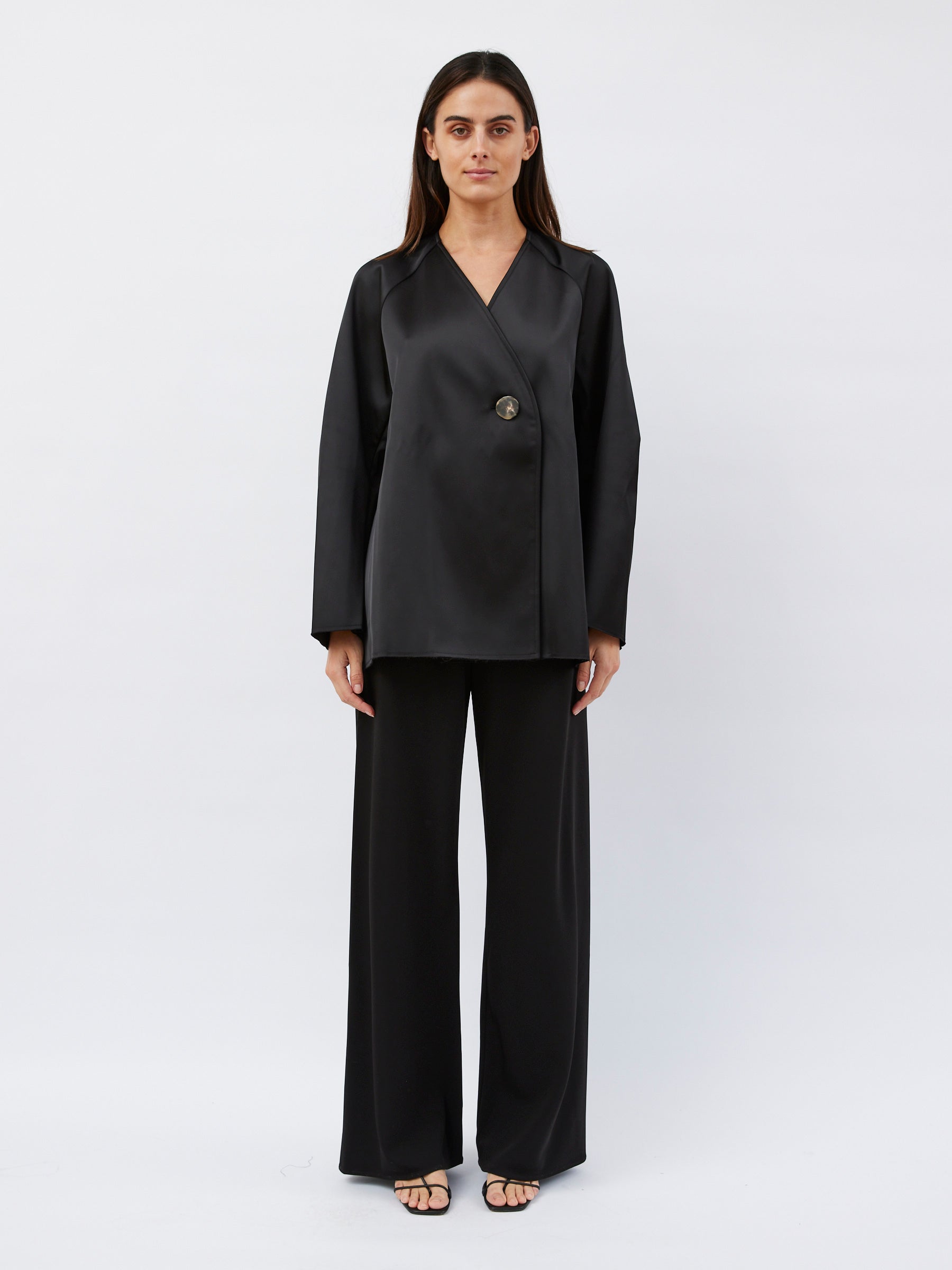 Harris Tapper | Rowan Top in Black | The UNDONE