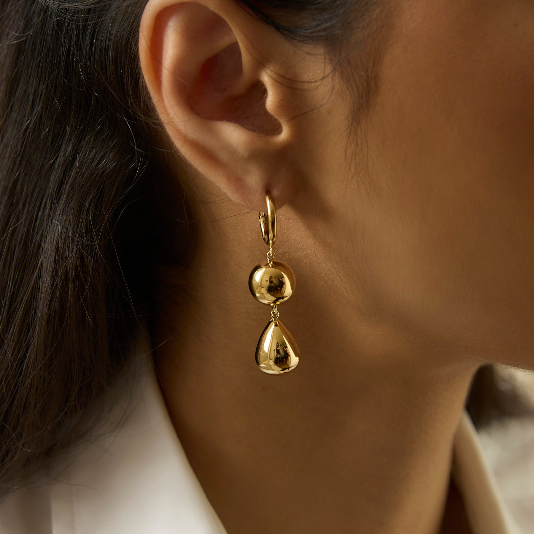LIÉ STUDIO | The Cathrine Earrings in Gold | The UNDONE