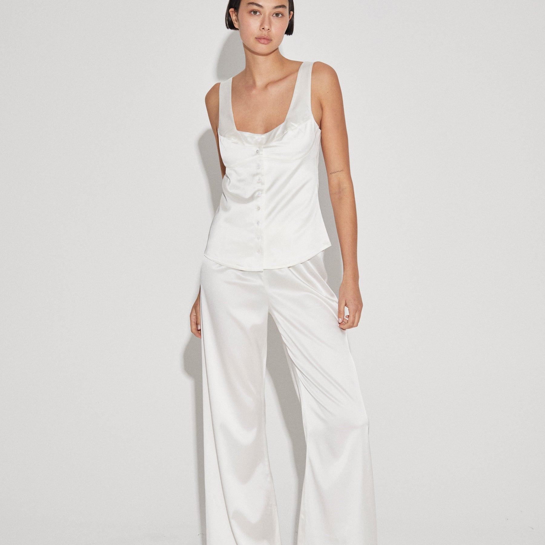 Maison Essentiele | Button Down Vest in Optic White | The UNDONE