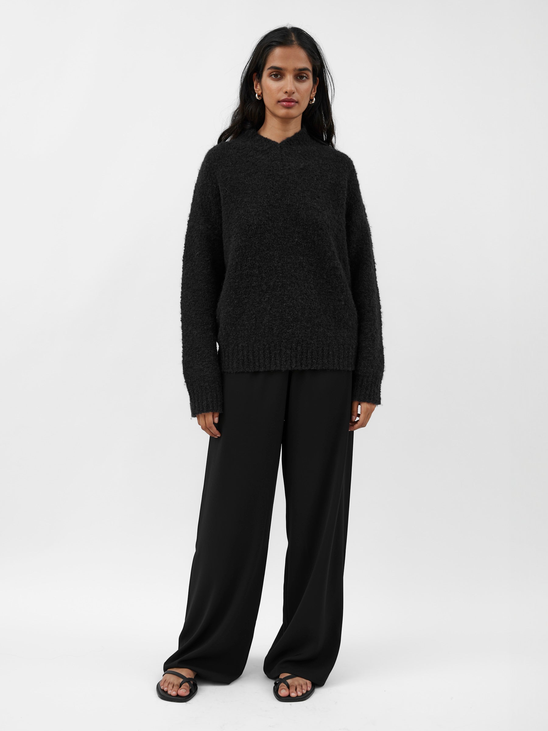 Marle | Emelio Jumper in Black | The UNDONE