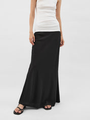 Matteau | Bias Elastic Skirt in Black | The UNDONE