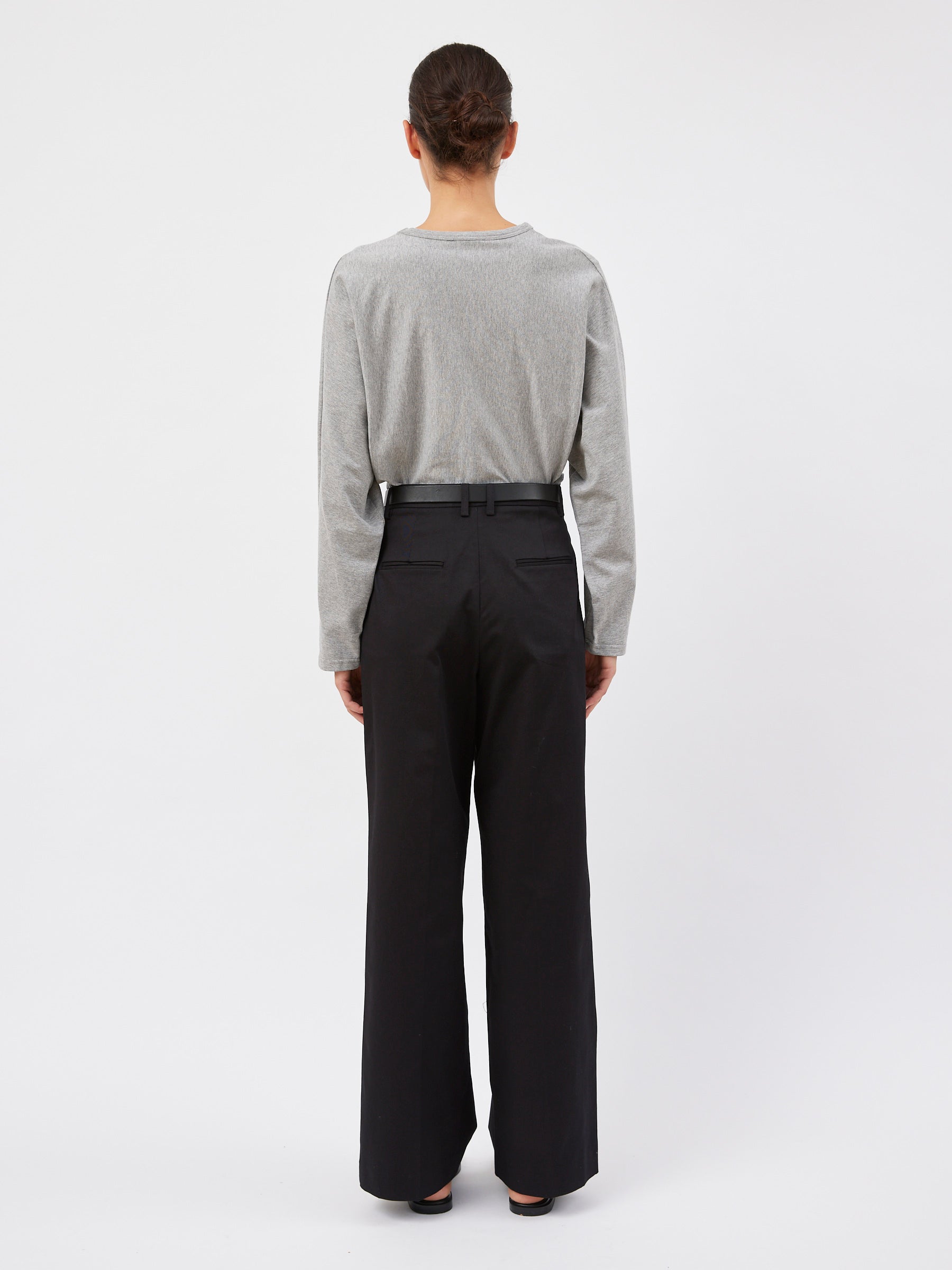 Matteau | Long Sleeve Magyar Tee in Heather Grey | The UNDONE