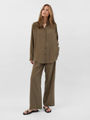 Matteau | Drawstring Trouser in Khaki Willow | The UNDONE