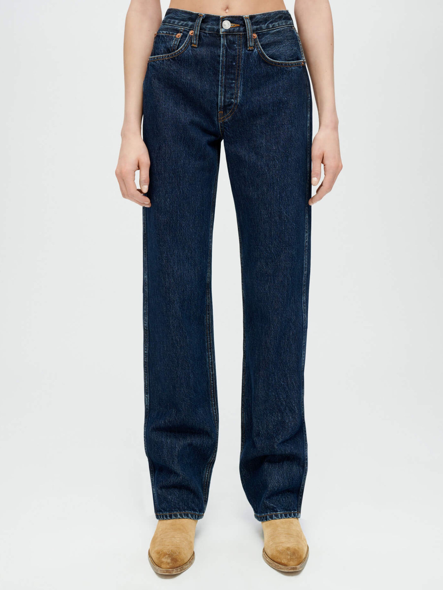 RE/DONE | 90s High Rise Loose Jean in Heritage Rinse | The UNDONE