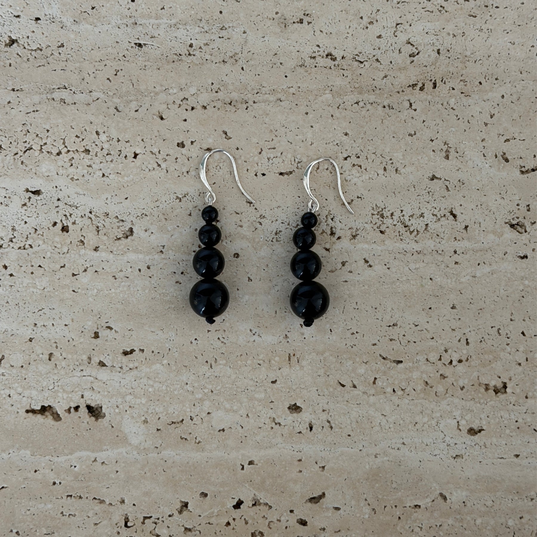 Remi Petite Beaded Earrings - Black Onyx | The UNDONE