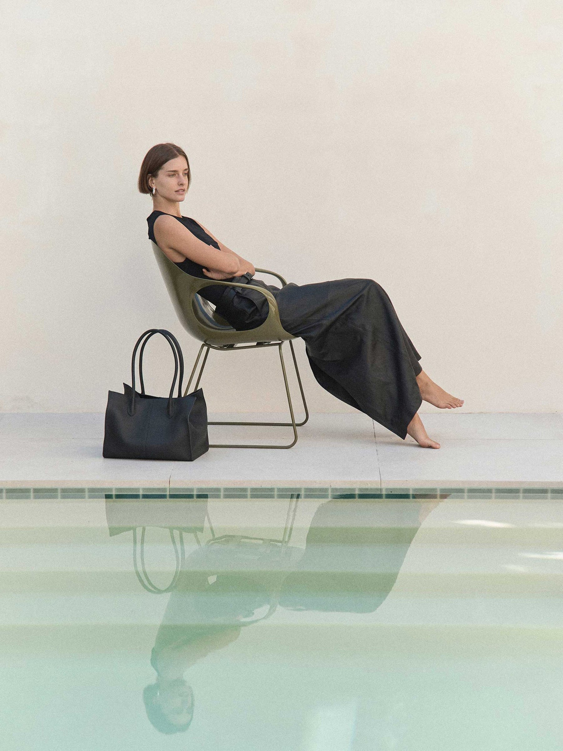 Rylan | 7.44 Large Tote in Black Soft Grained Leather | The UNDONE