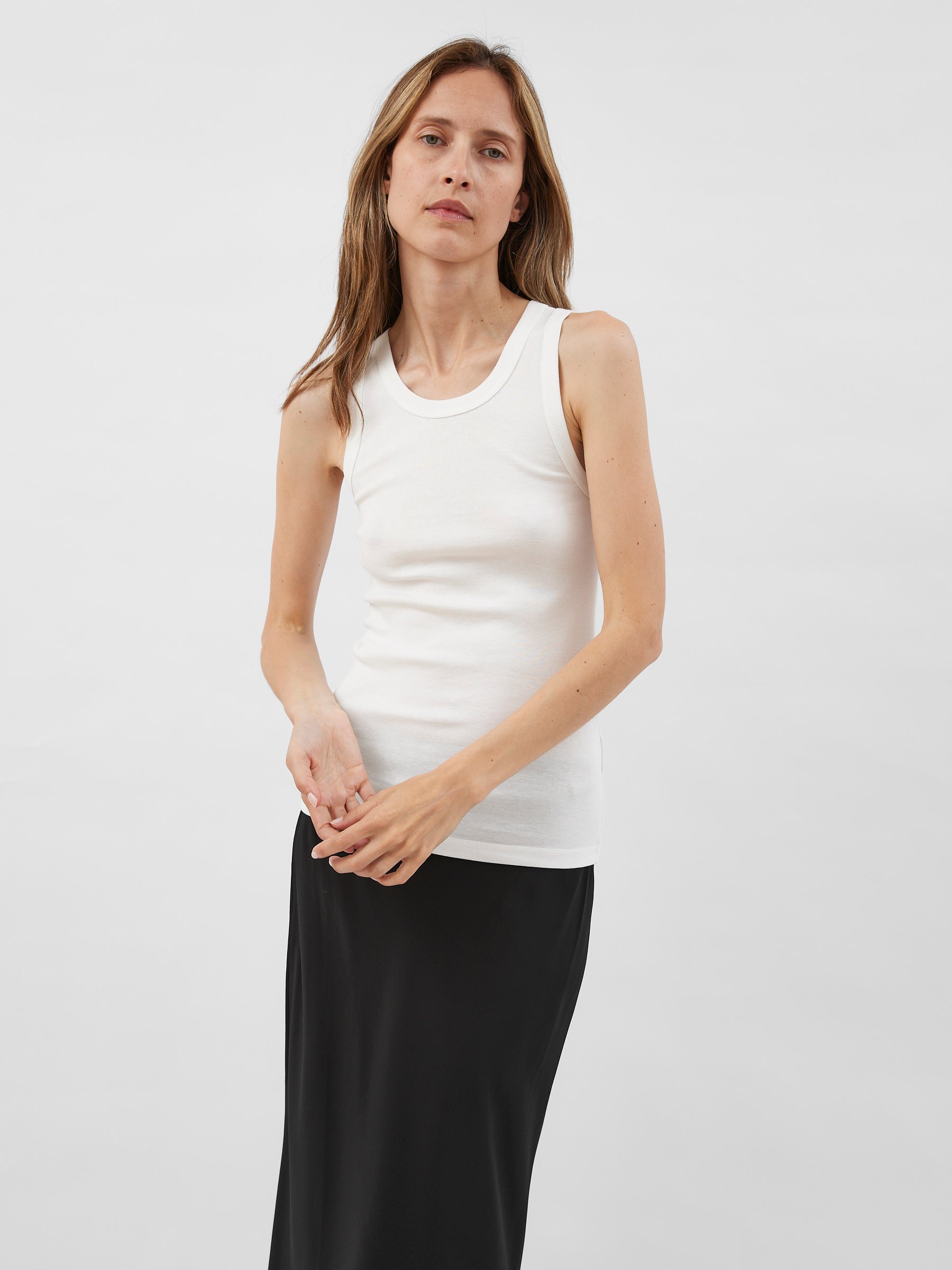 St. Agni | Organic Cotton Singlet in White | The UNDONE