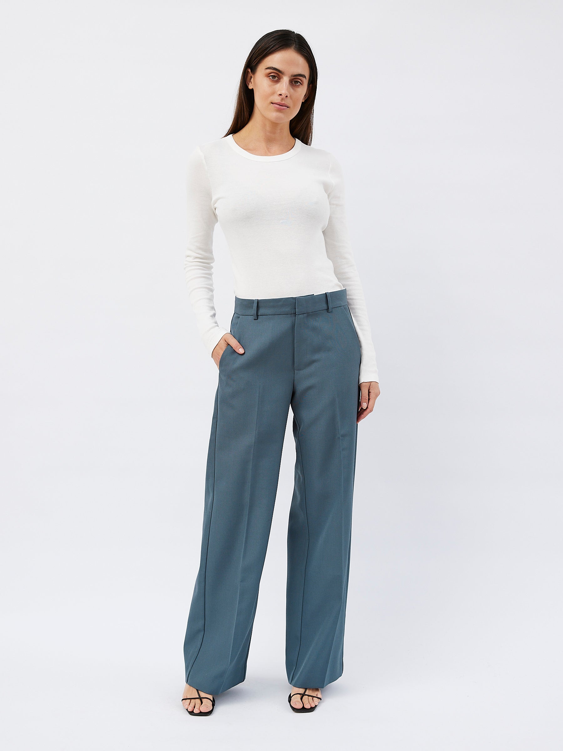 St. Agni | Carter Trousers in Slate | The UNDONE