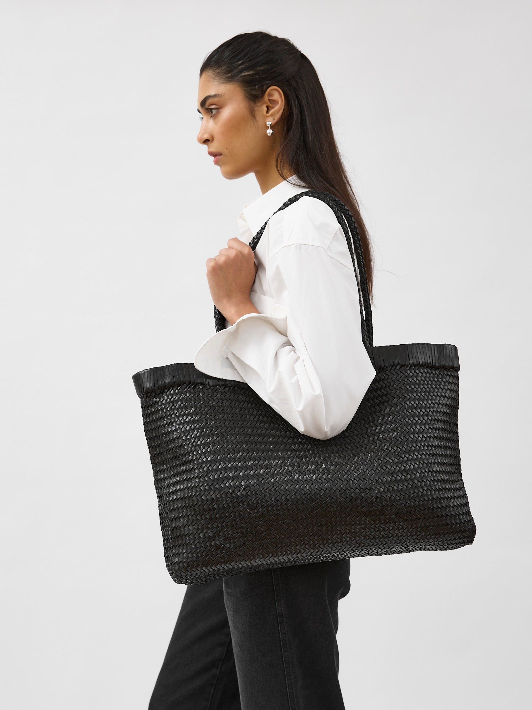 St agni bagu woven tote clearance