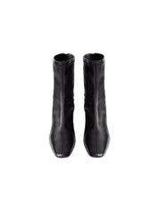ESSEN | The Glove Boot in Black | The UNDONE