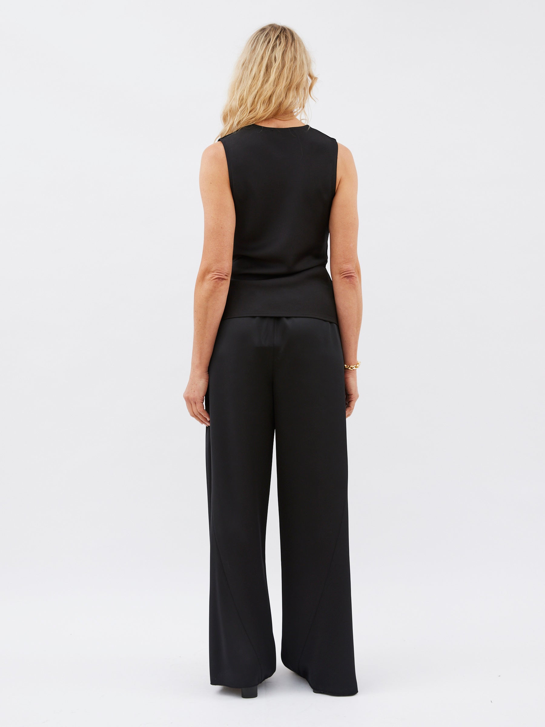 Wynn Hamlyn | Dianne Slip Top in Black | The UNDONE