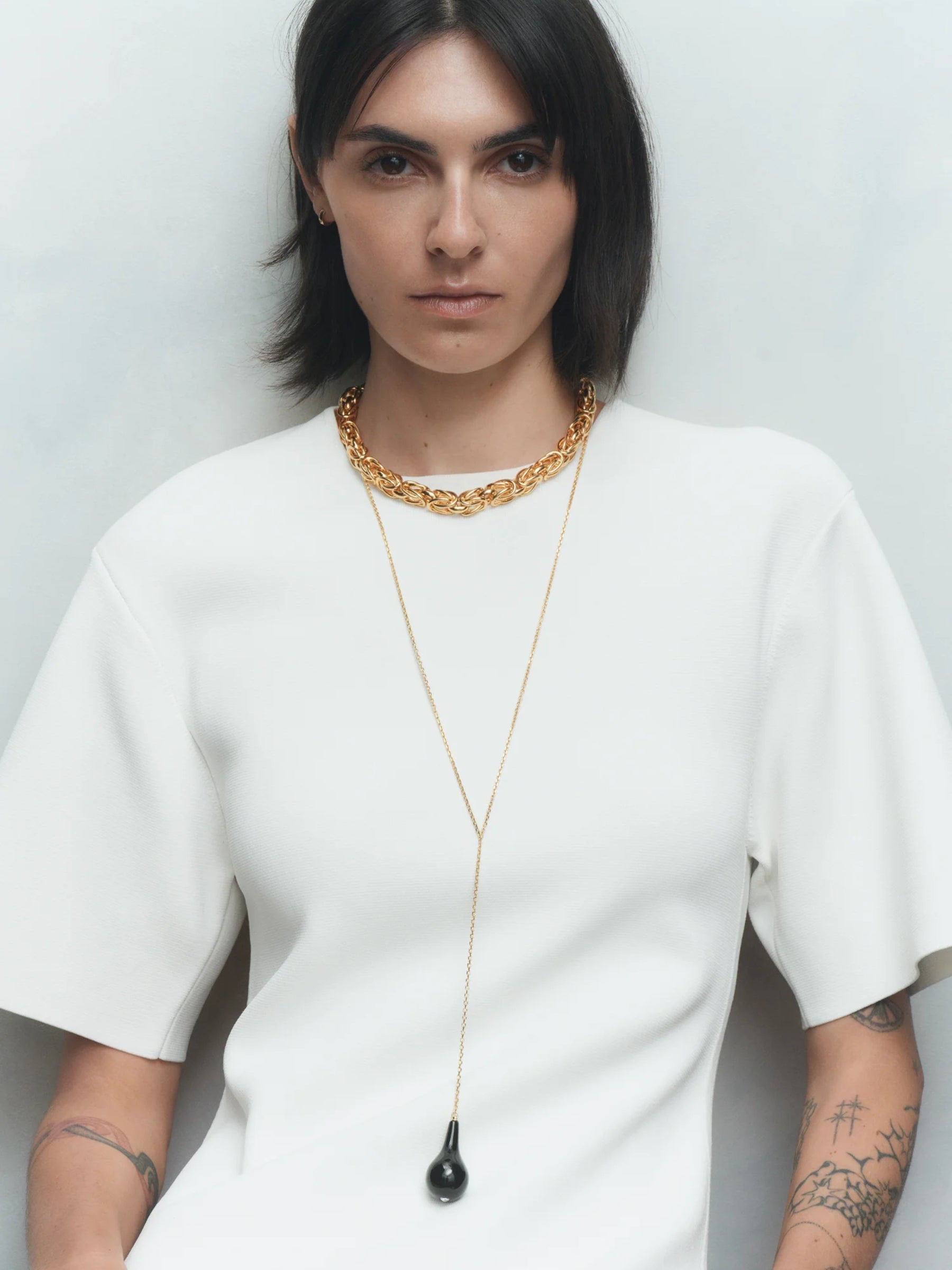 Toteme Large onyx drop necklace black/gold