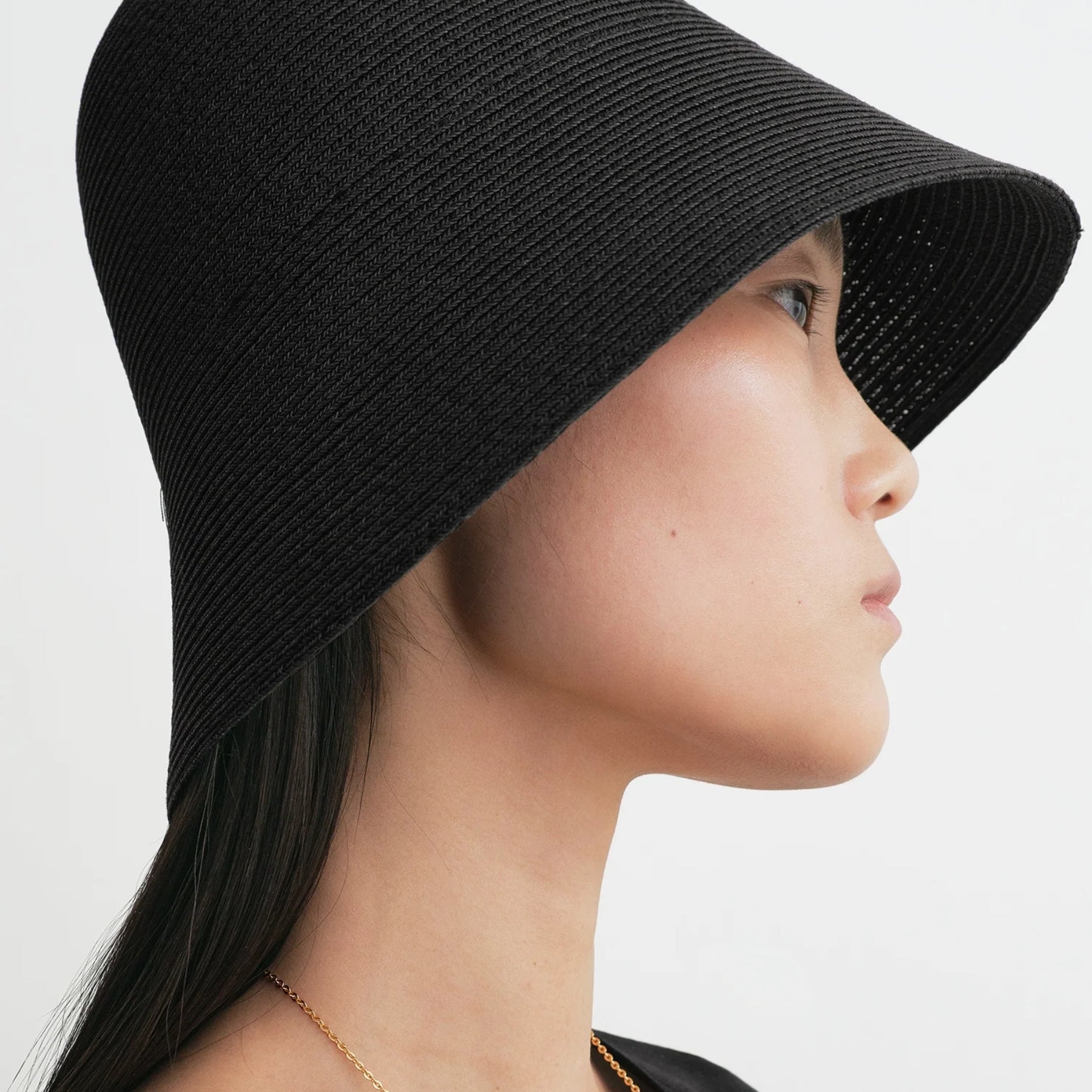 Paper Sun Hat in Black | Toteme