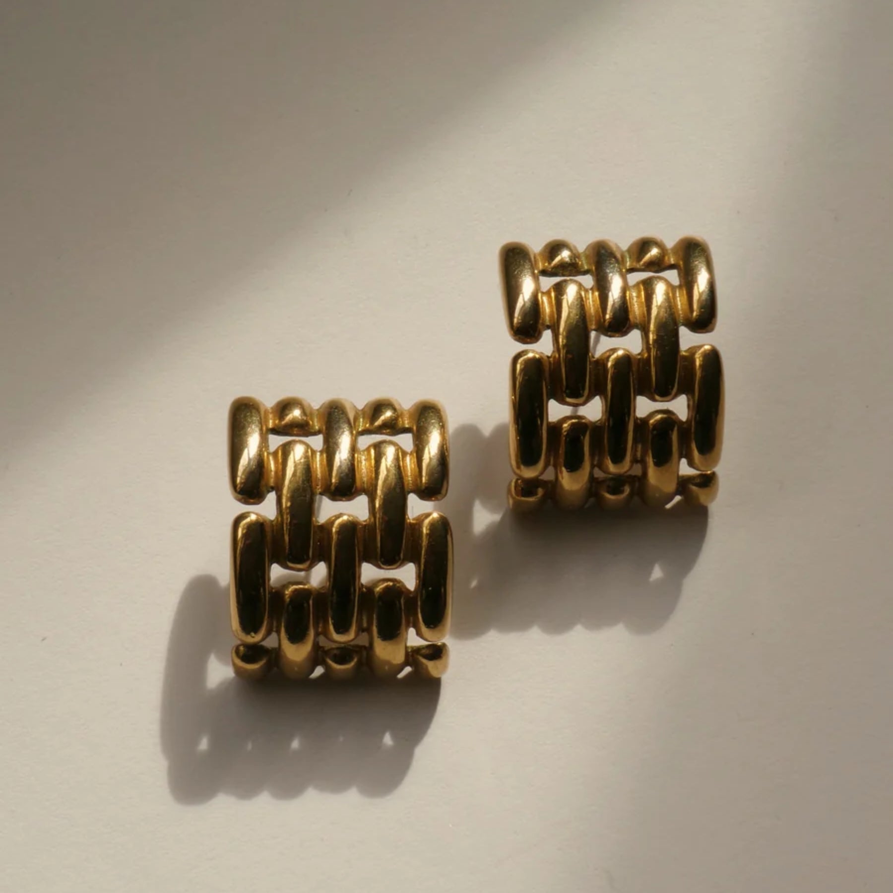 Constantina Vintage | Givenchy 1980's gold plated pierced chain link earrings