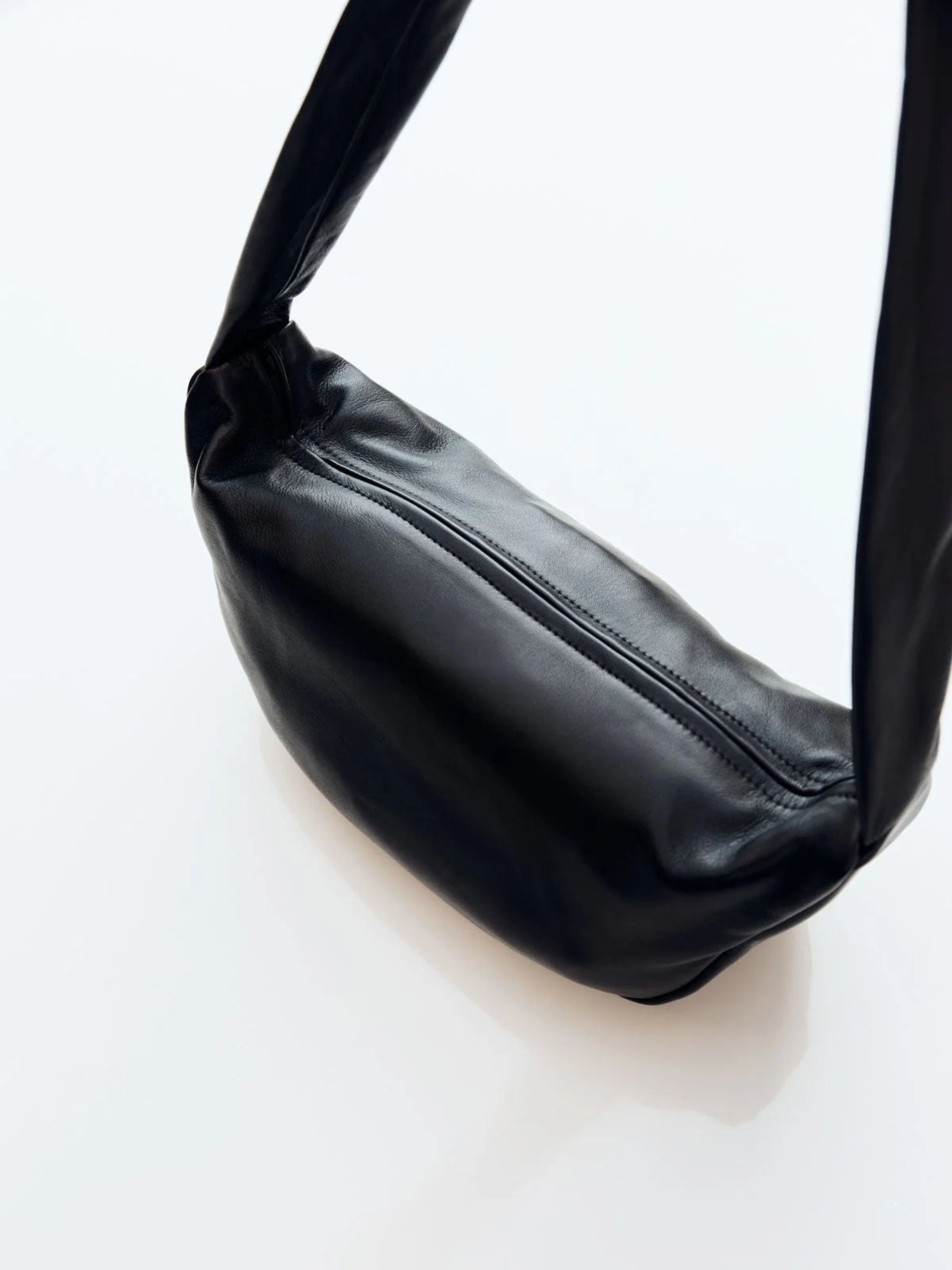 St. Agni | Soft Crescent Bag in Black  | The UNDONE