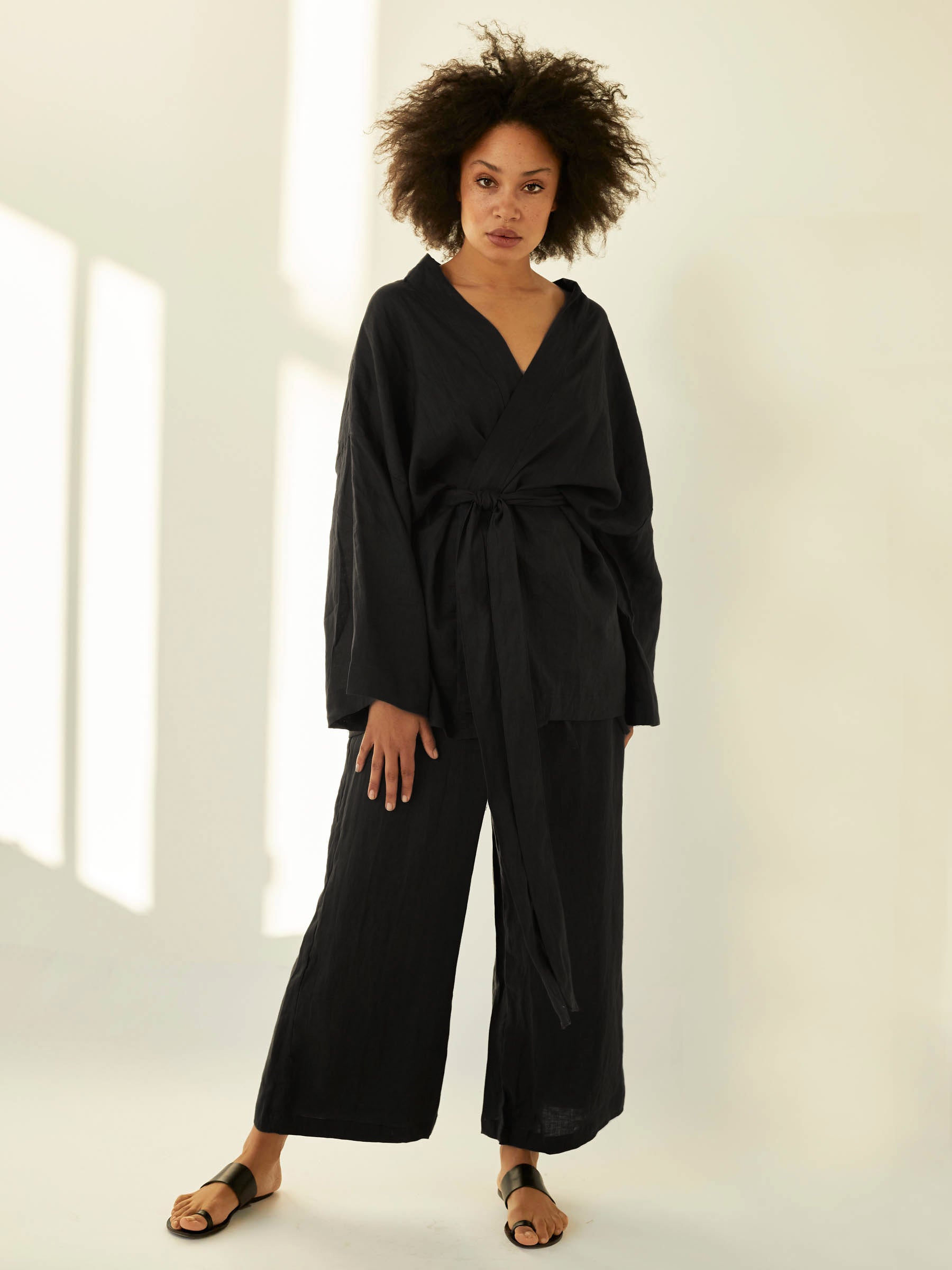 Deiji Studios | The 01 Linen Loungewear Set Long in Deep Black | The UNDONE