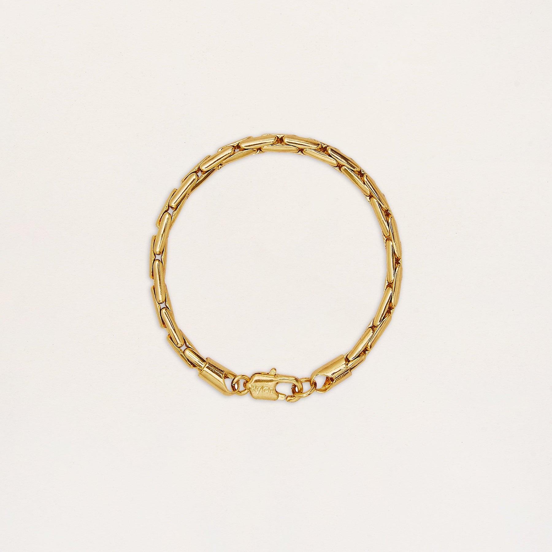 Rylan | Boston Link Bracelet in Gold | The UNDONE