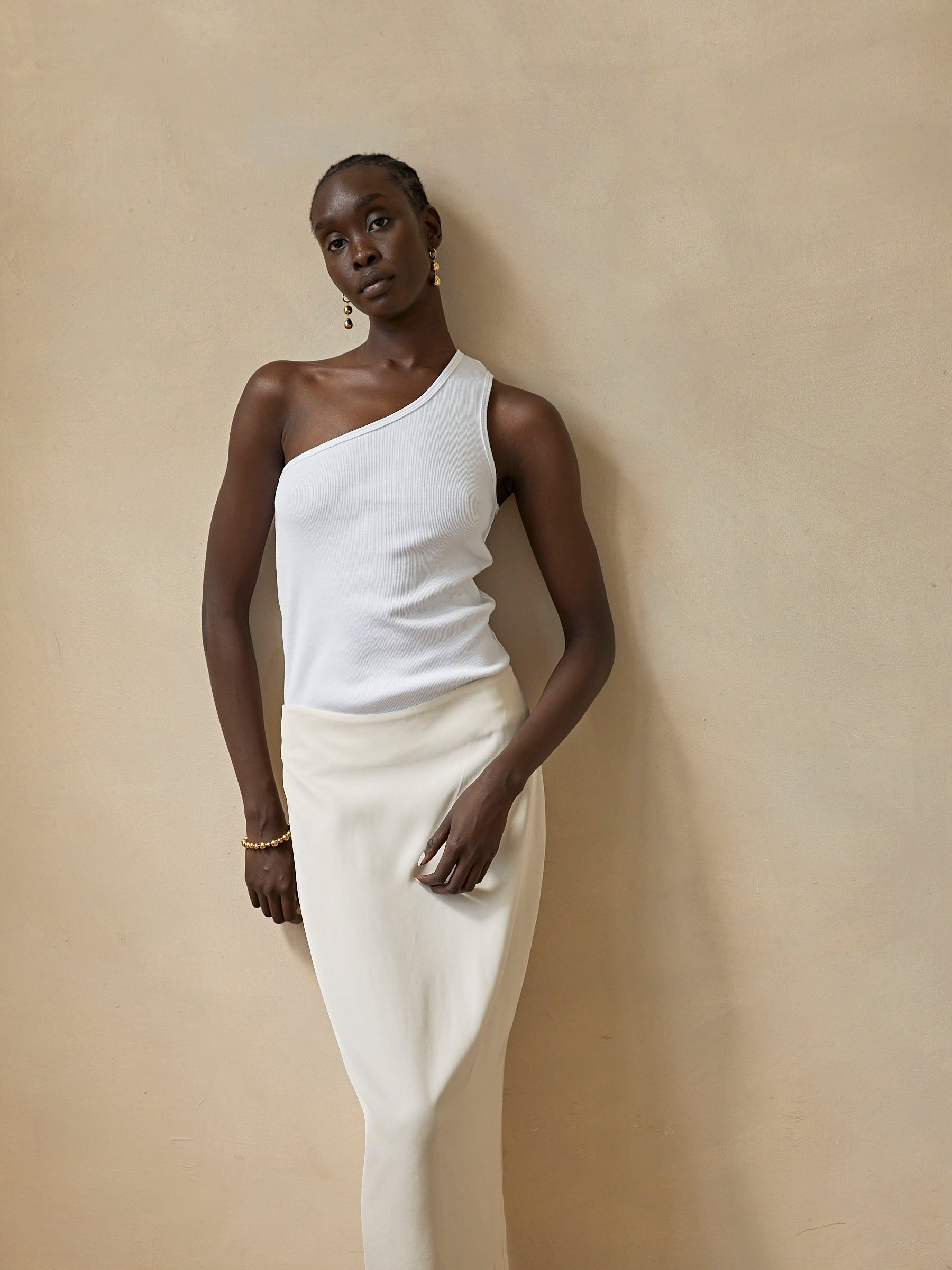St. Agni | Low Waist Pencil Skirt in Cool White | The UNDONE