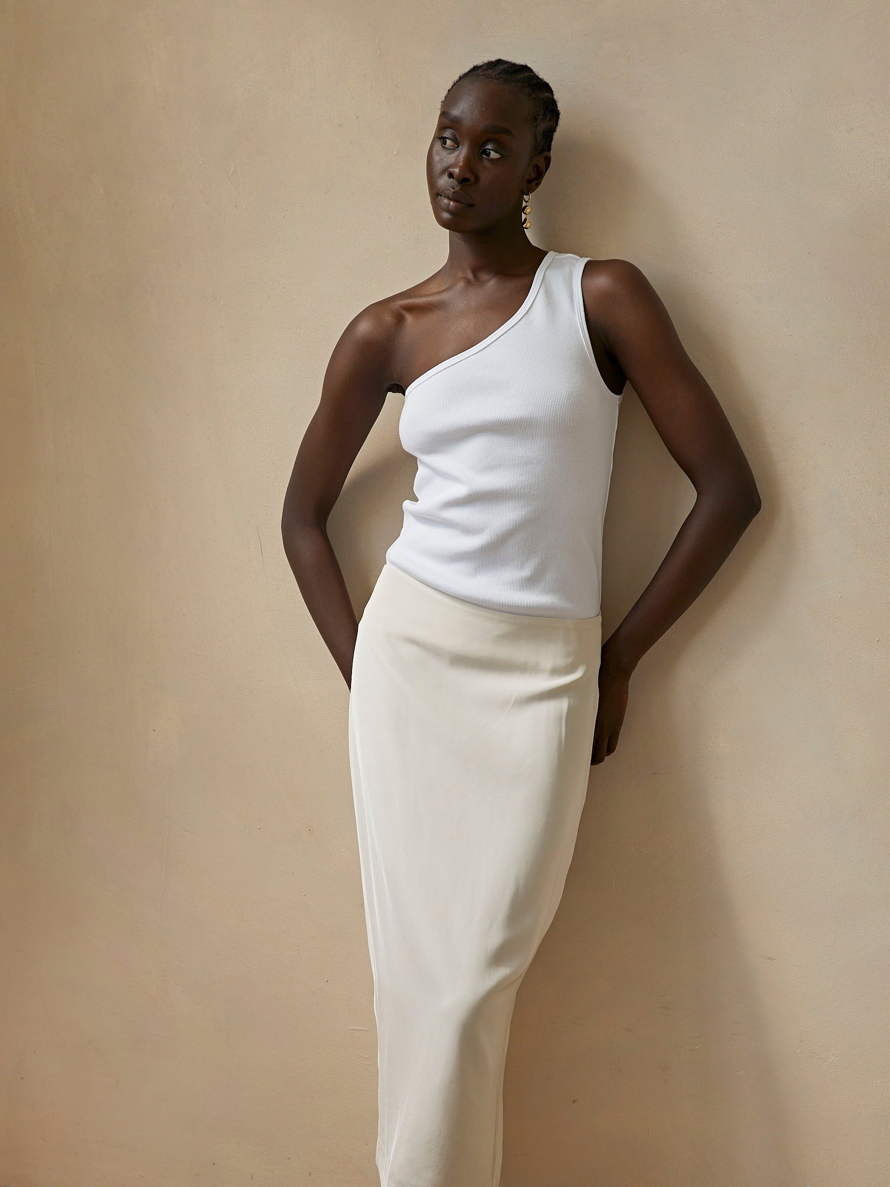 St. Agni | Low Waist Pencil Skirt in Cool White | The UNDONE