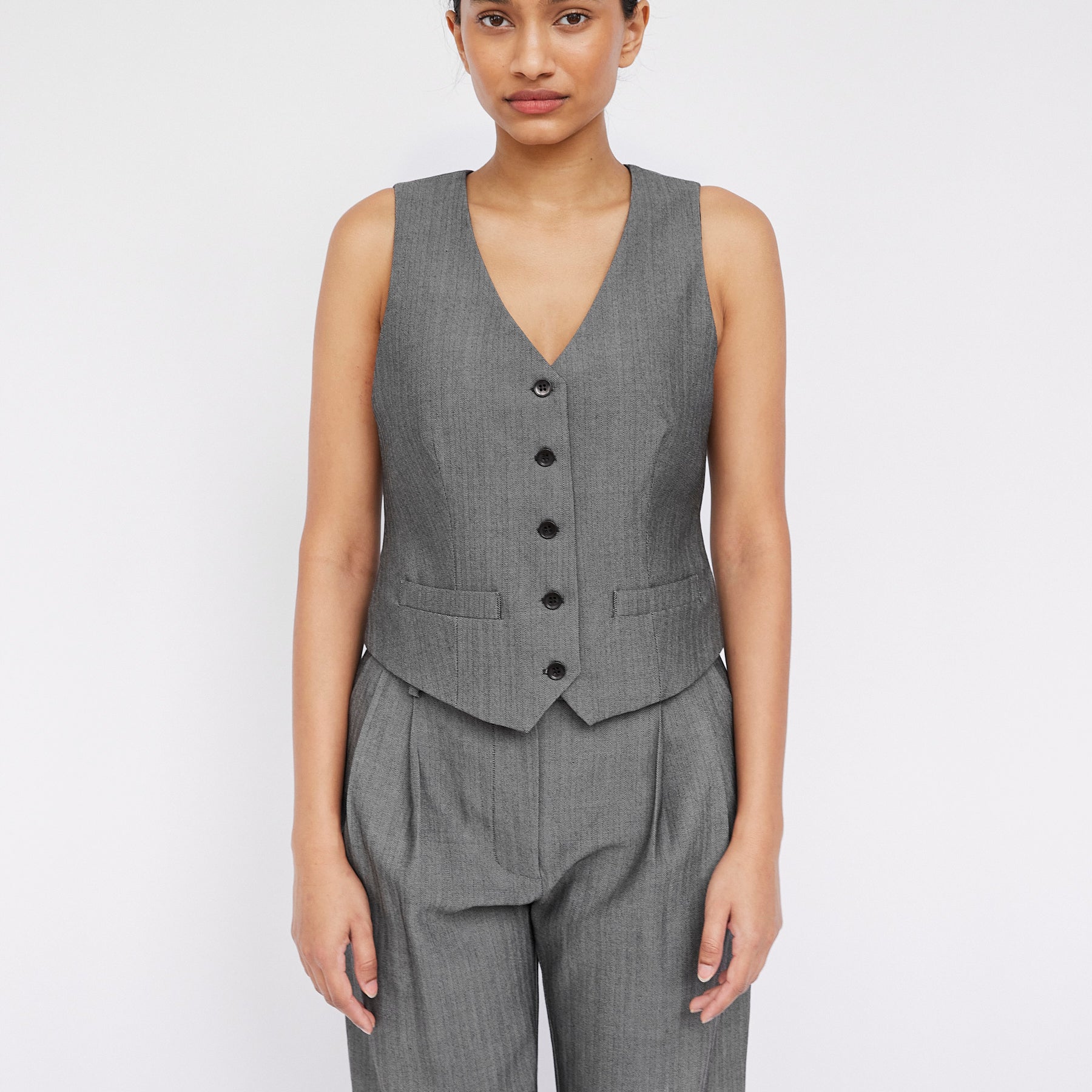 Arnsdorf | Agnes Top in Grey Herringbone | The UNDONE
