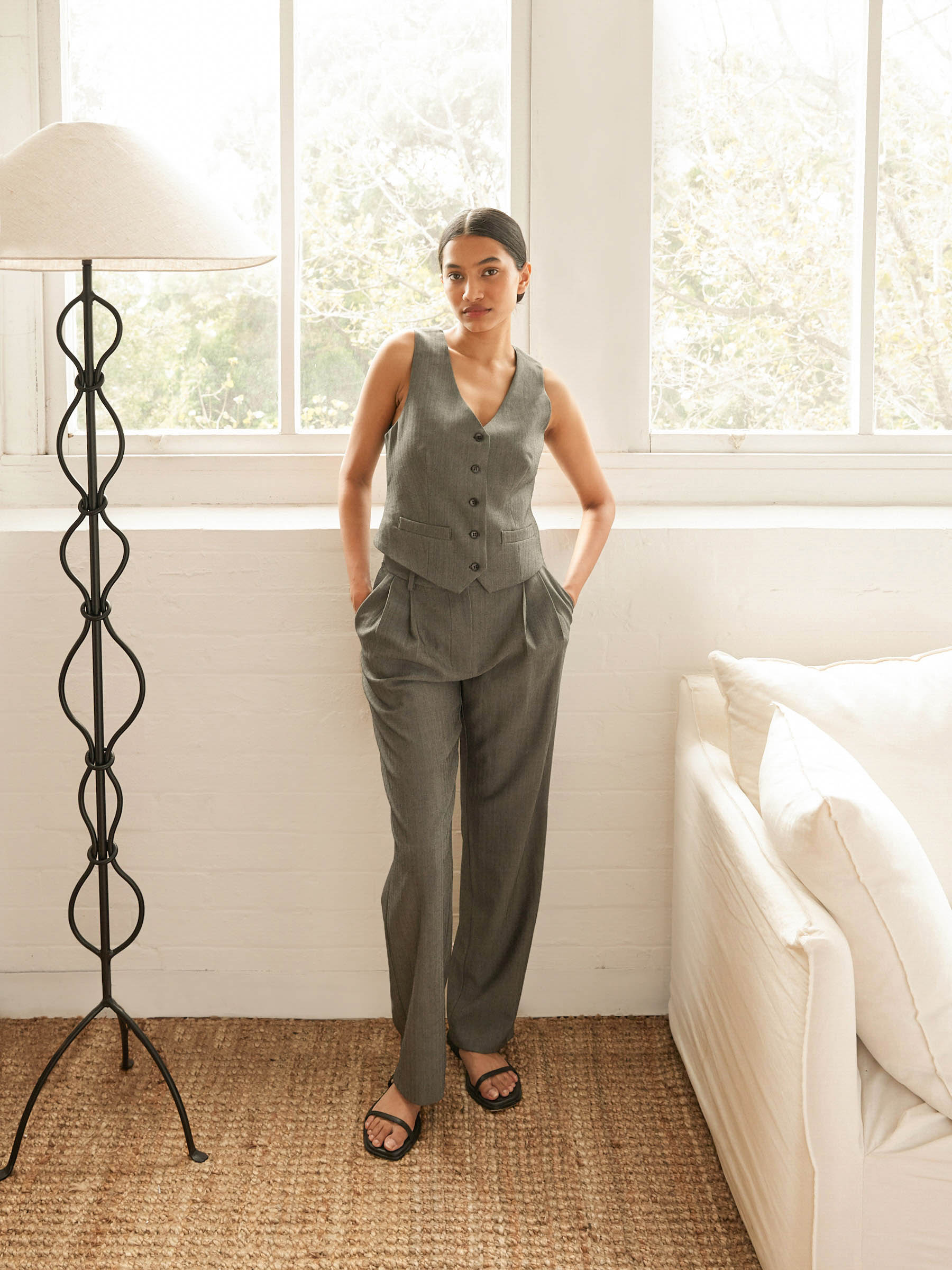 Arnsdorf | Agnes Vest Top in Grey Herringbone | The UNDONE
