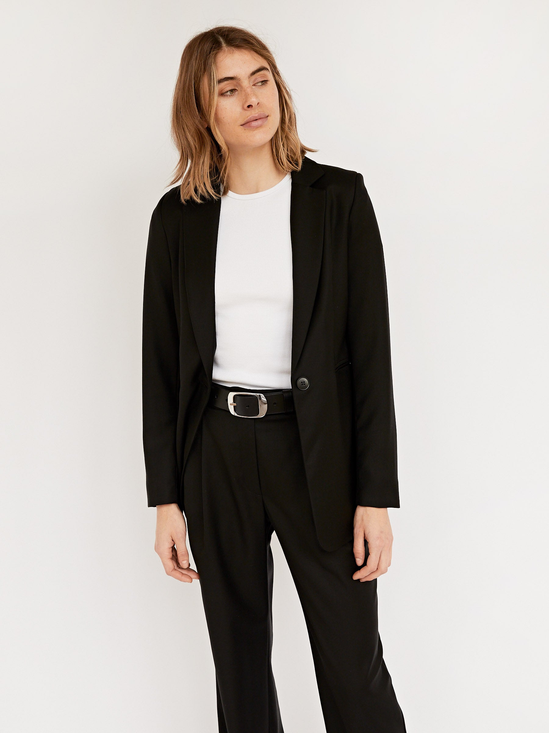 Arnsdorf | Black Celeste Suit Jacket | The UNDONE