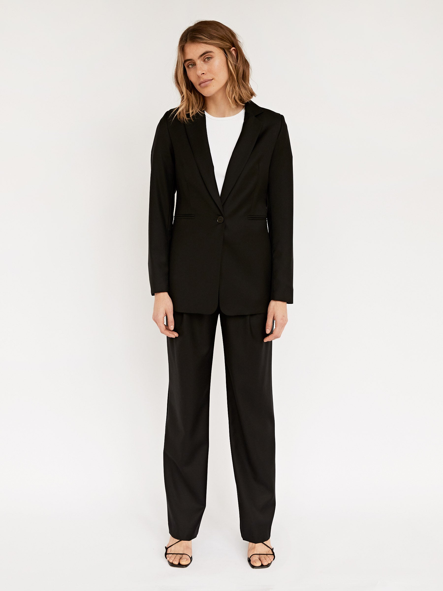 Arnsdorf | Black Celeste Suit Jacket | The UNDONE