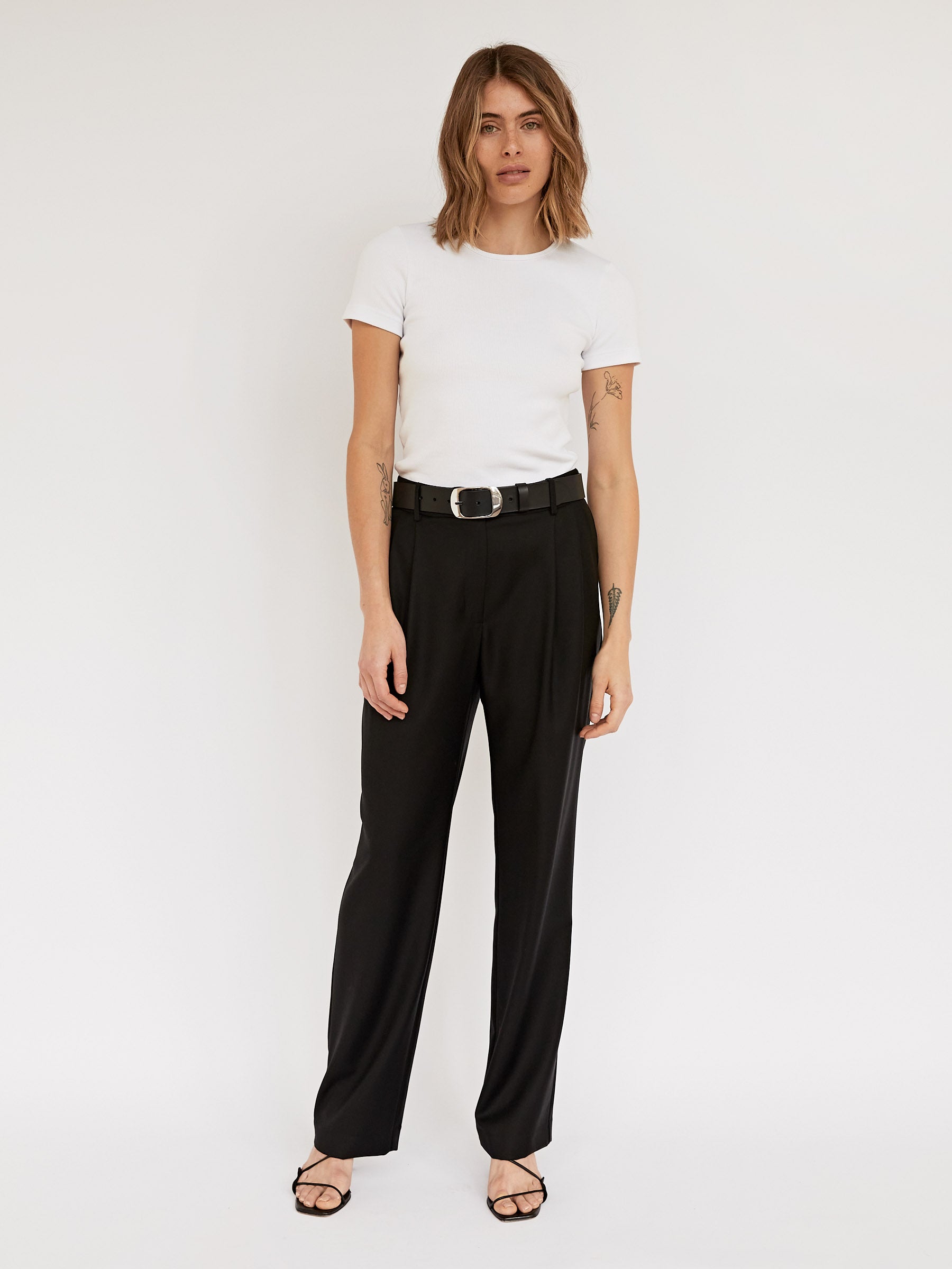 Arnsdorf | Classic Belt in Black Leather | The UNDONE