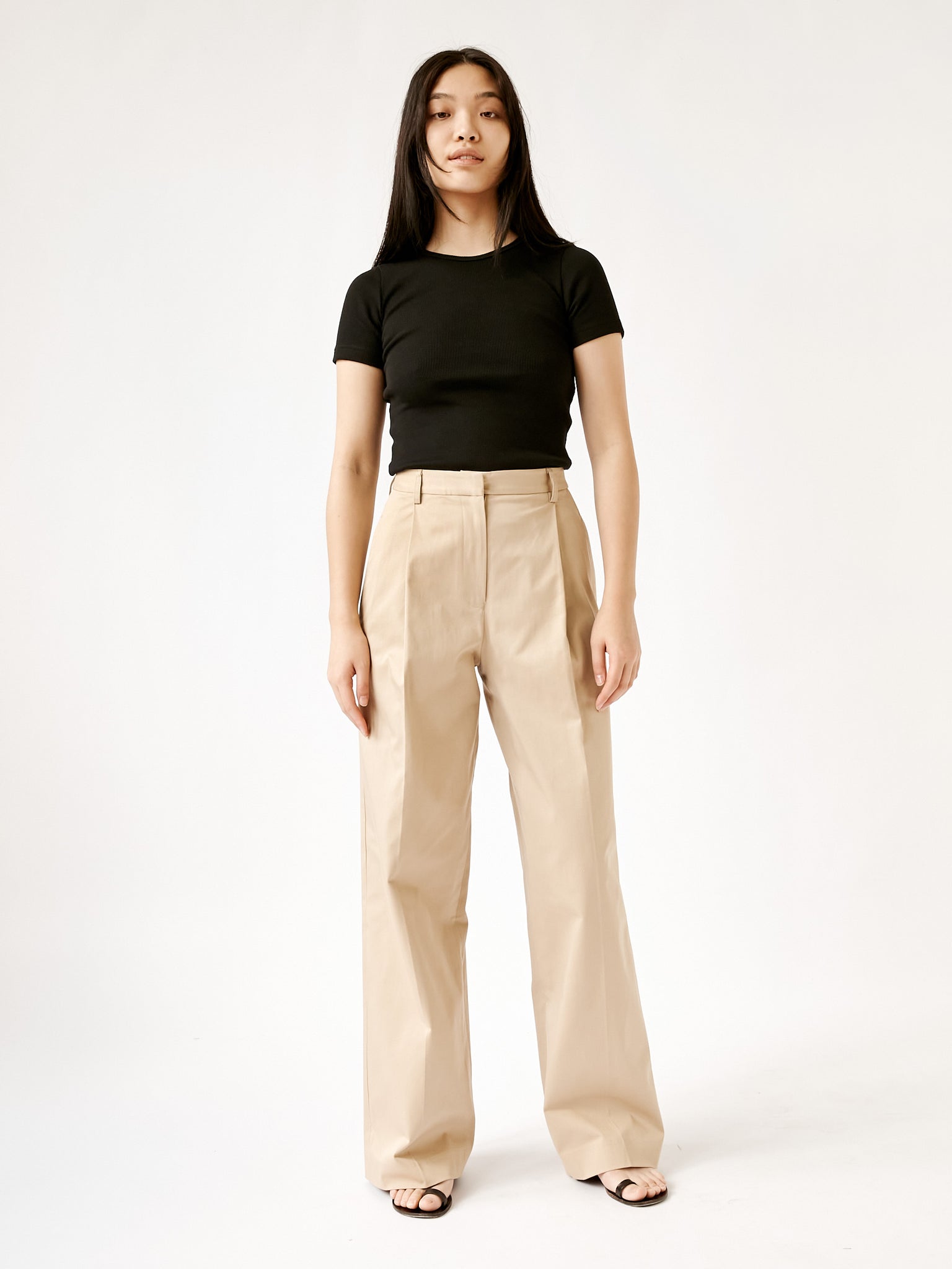 Matteau | Summer Chino in Beige Sand | The UNDONE