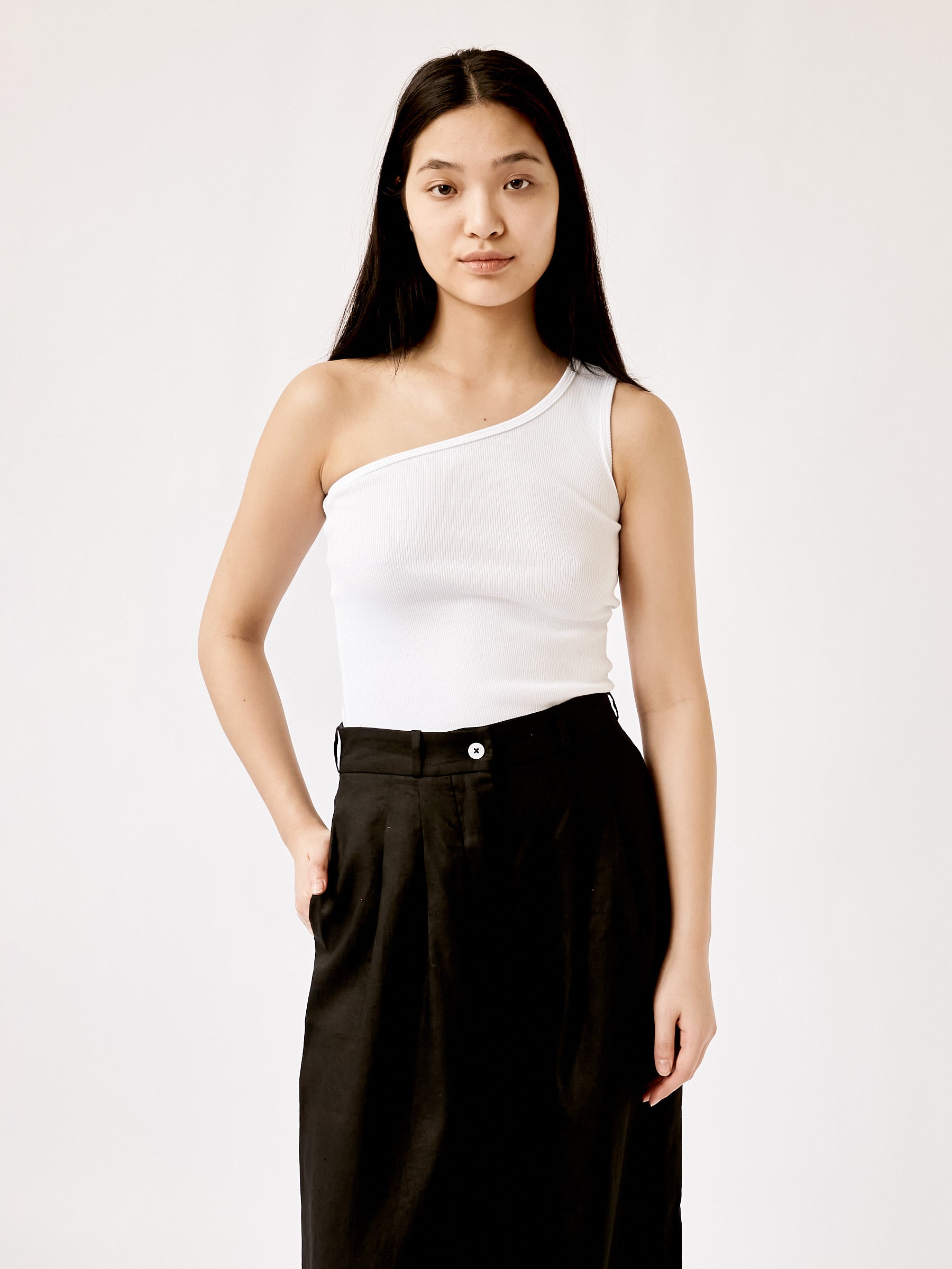 Arnsdorf | Pia Tank in White | The UNDONE