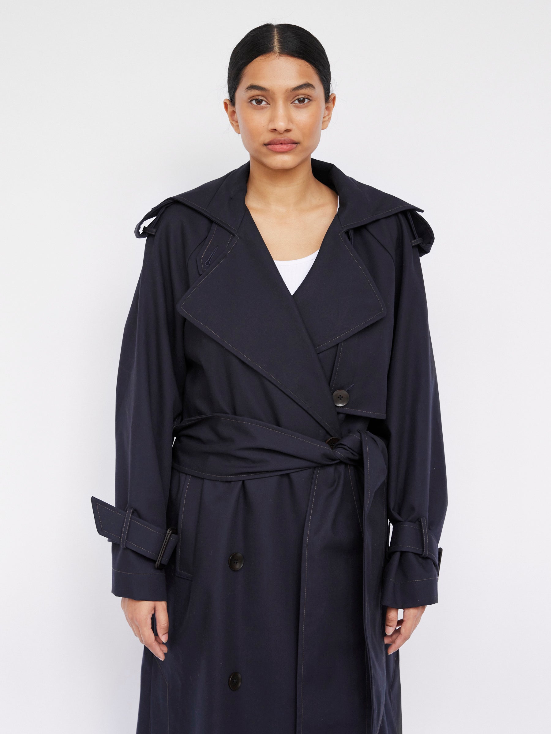 Arnsdorf | Alessandra Trench in French Navy | The UNDONE