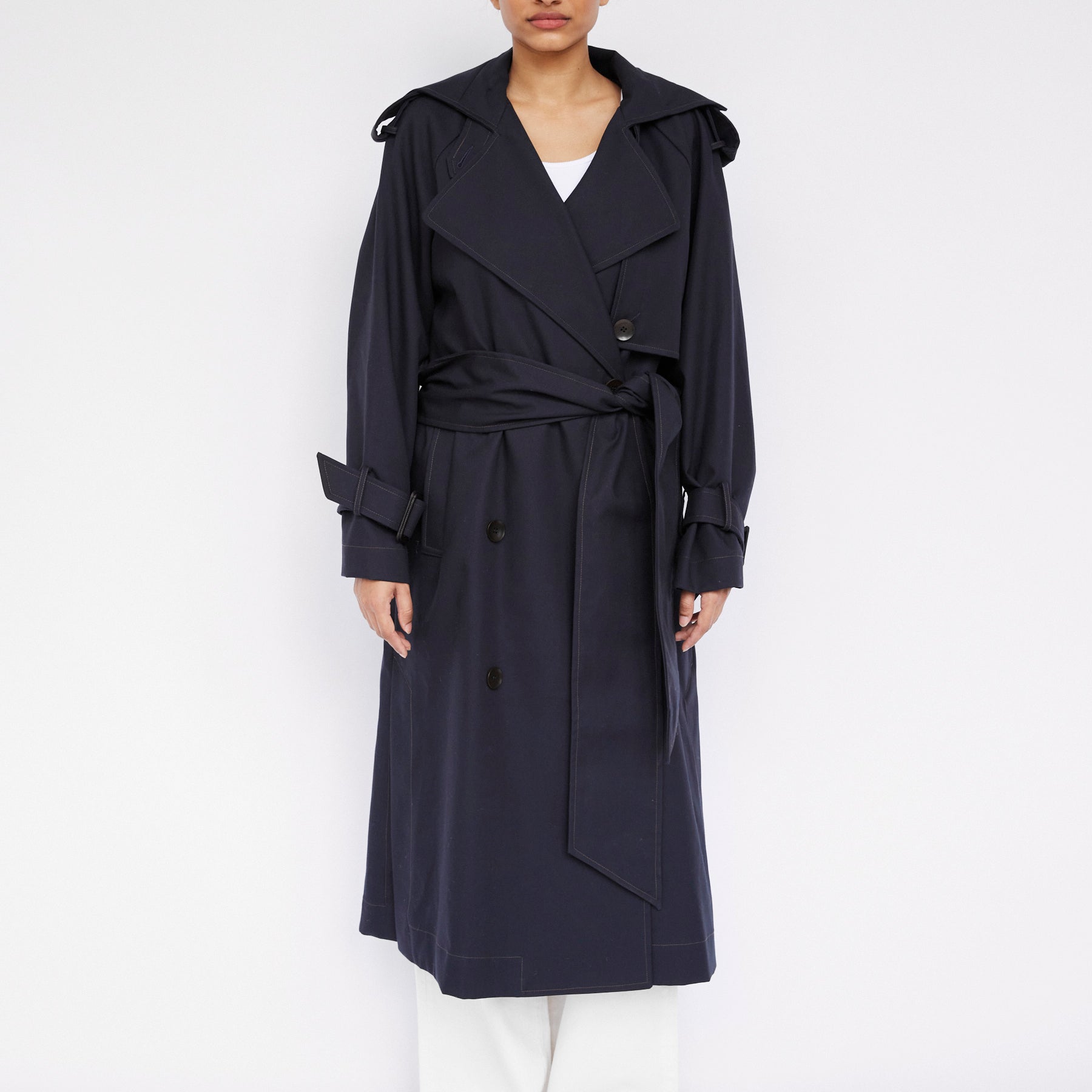 Arnsdorf | Alessandra Trench in French Navy | The UNDONE