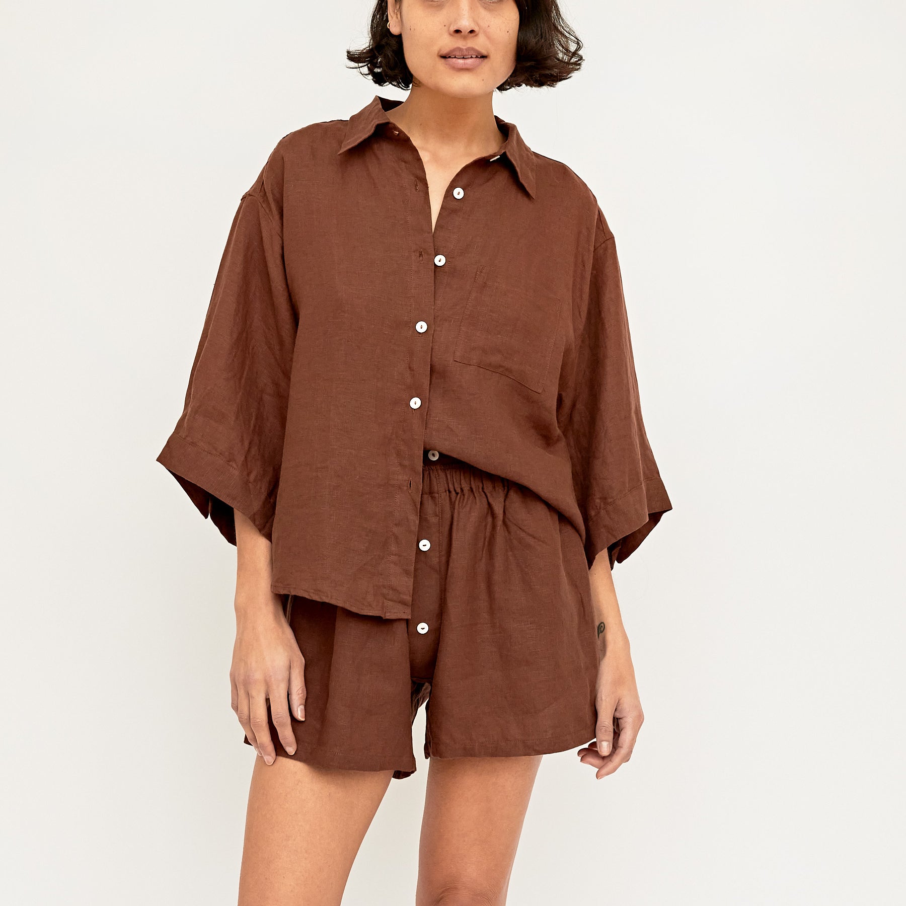 Deiji Studios | Tobacco 03 Linen Loungewear Set Short | The UNDONE