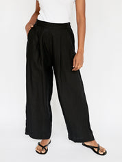Deiji Studios | The Rise Pant in Deep Black | The UNDONE