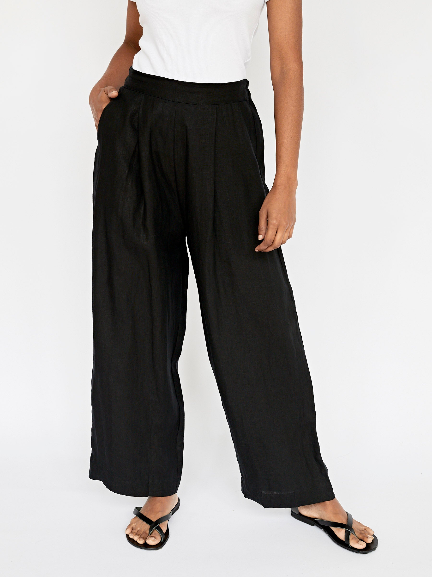 Deiji Studios | The Rise Pant in Deep Black | The UNDONE