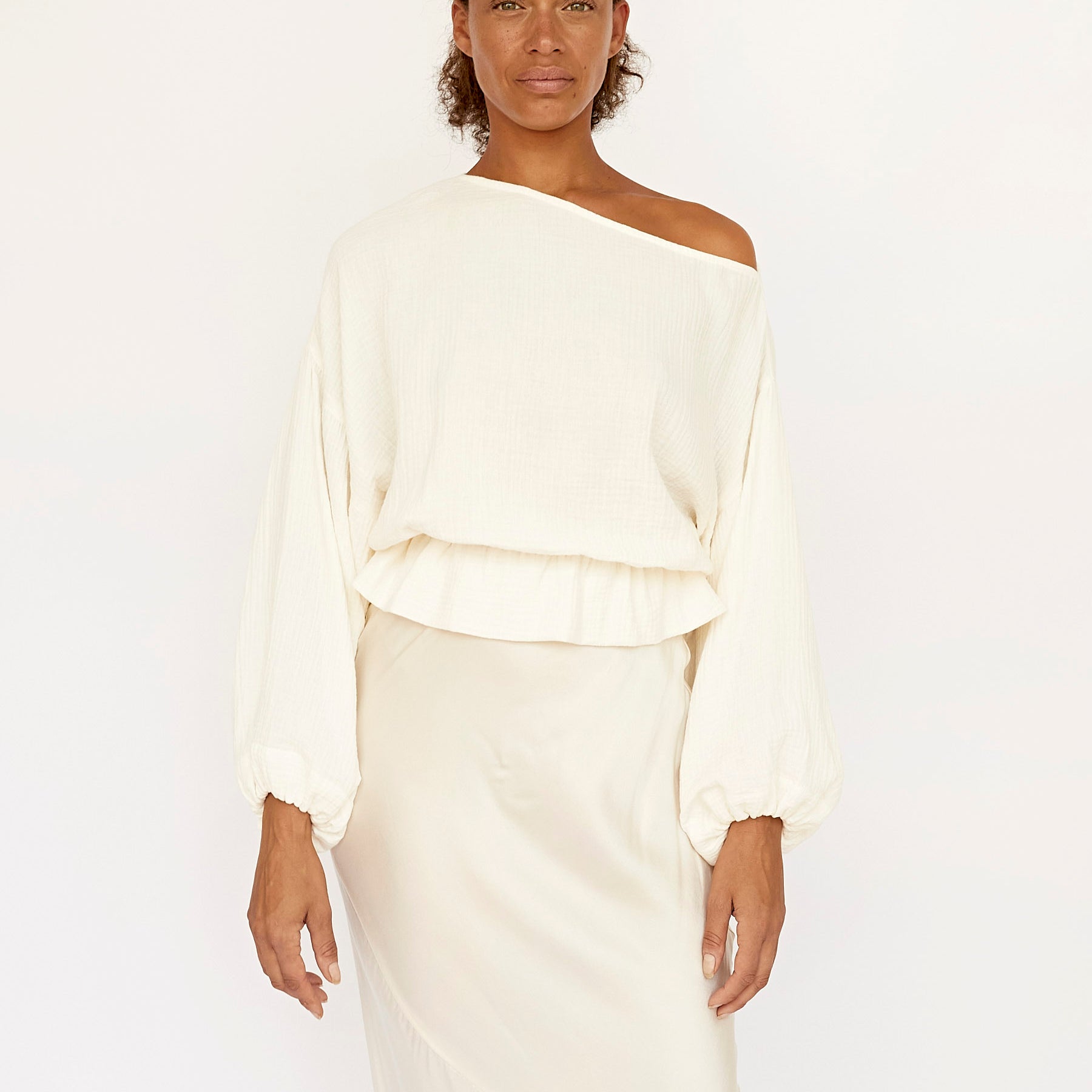 Dominique Healy | Anna Frill Blouse in Cream | The UNDONE