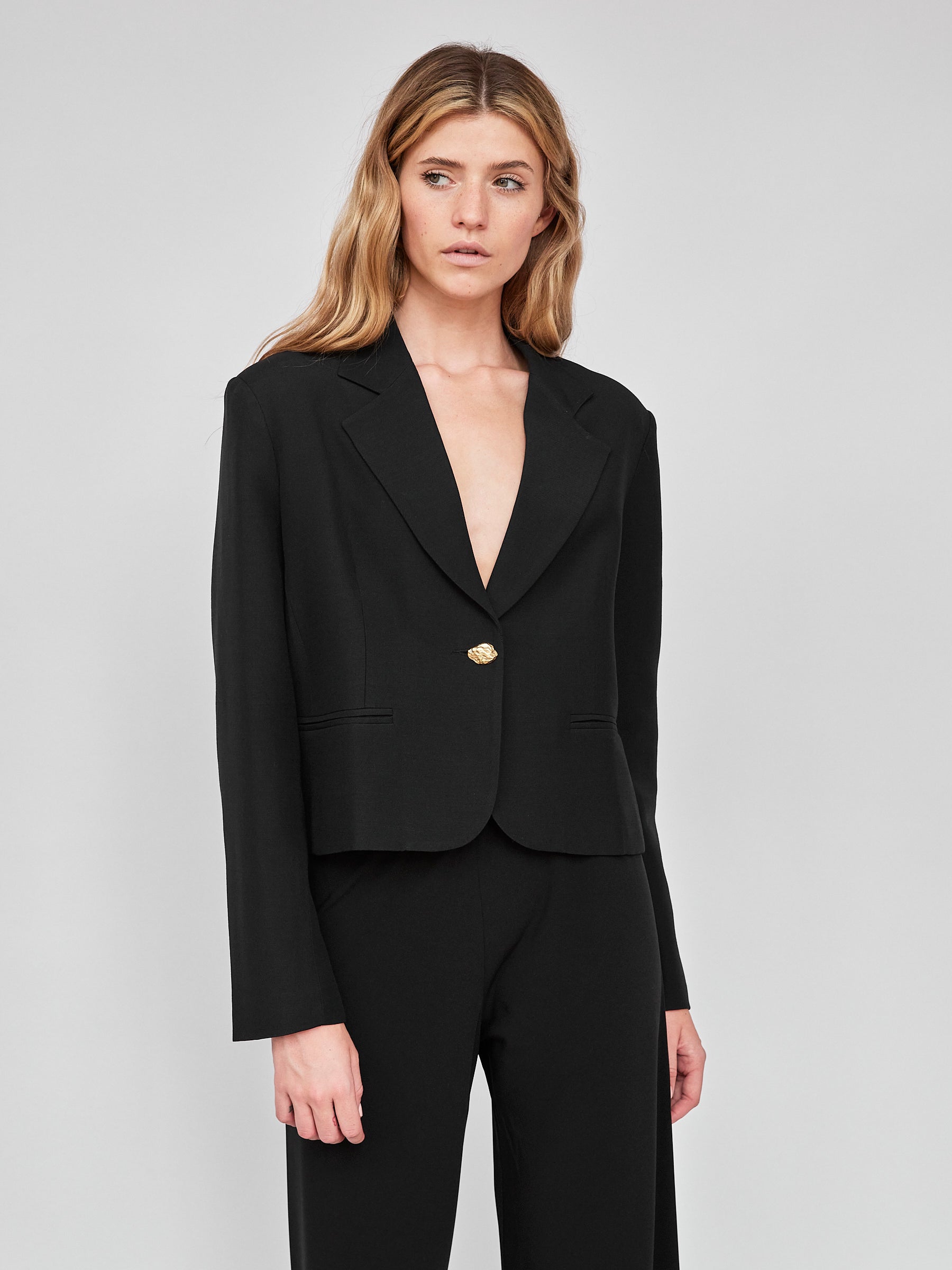Harris Tapper | Sabrina Jacket in Black | The UNDONE