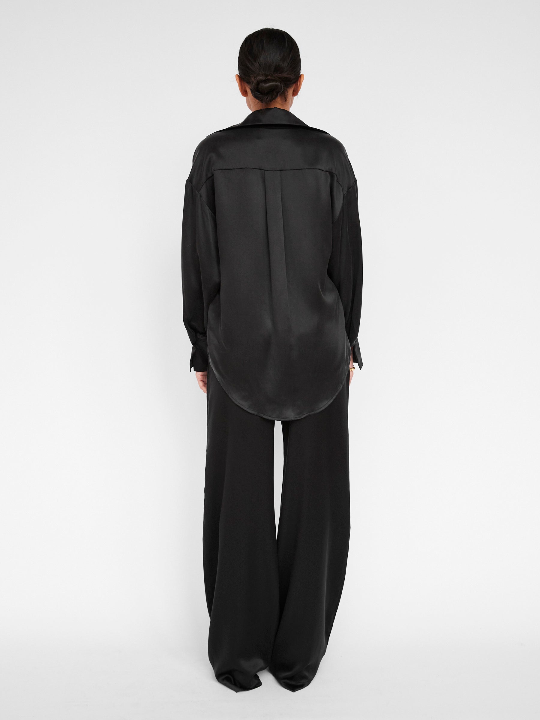 Hyde & Stone | Dominique Silk Shirt in Black | The UNDONE