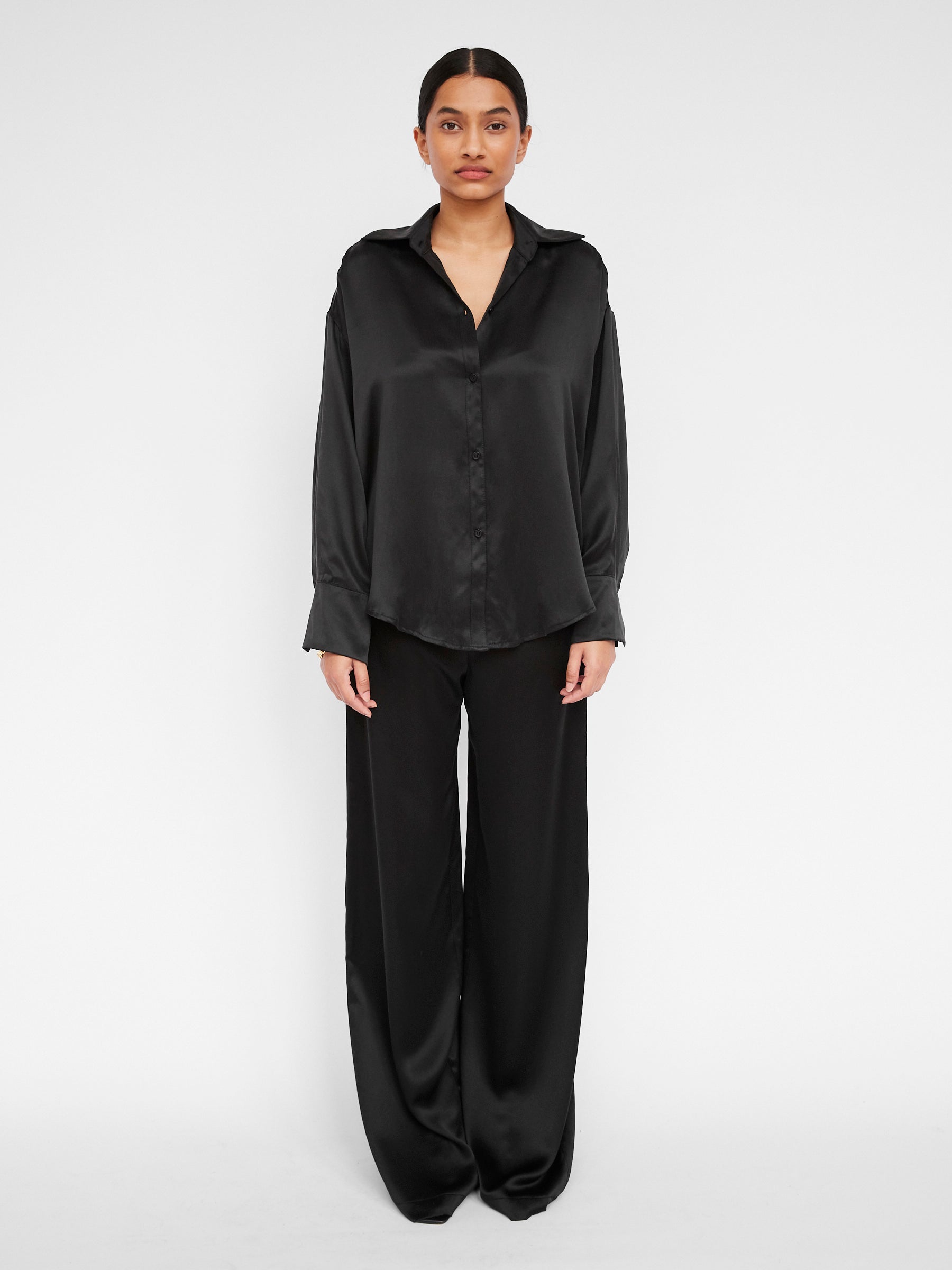 Hyde & Stone | Dominique Silk Shirt in Black | The UNDONE