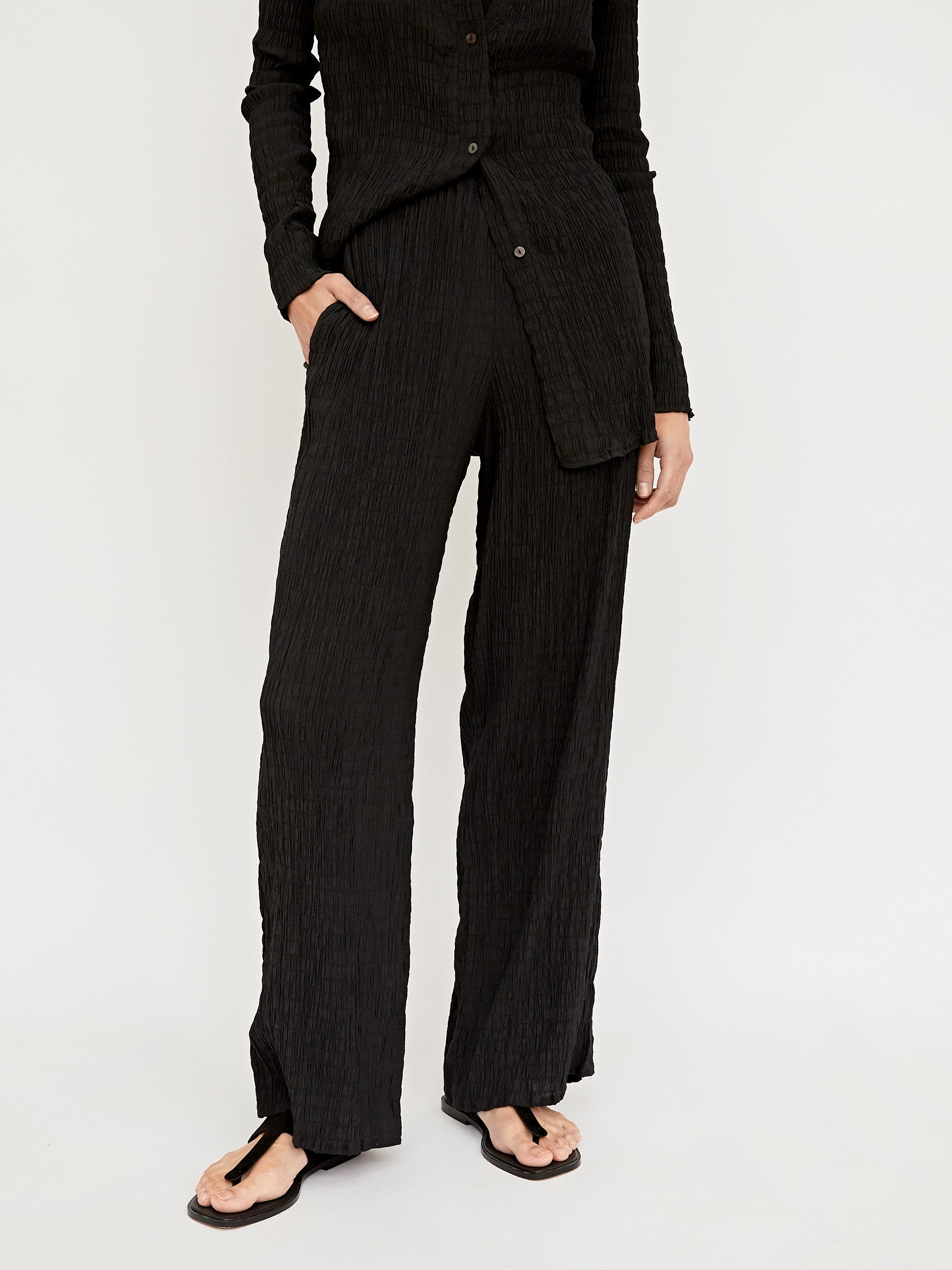 Hyde & Stone | Lottie Pant in Black | The UNDONE